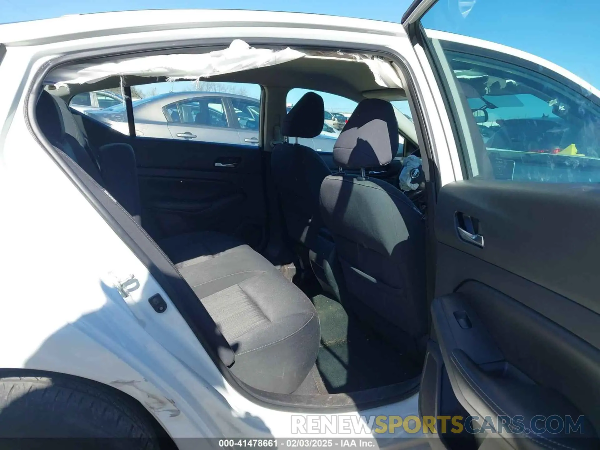 8 fotografías del automóvil dañado 1N4BL4BV1KC139318 NISSAN ALTIMA 2019
