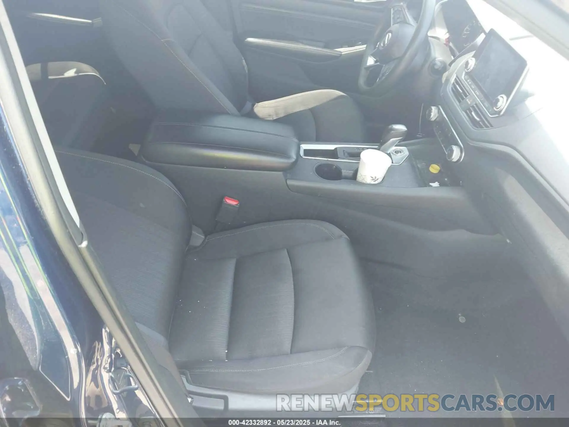 5 fotografías del automóvil dañado 1N4BL4BV1KC153719 NISSAN ALTIMA 2019