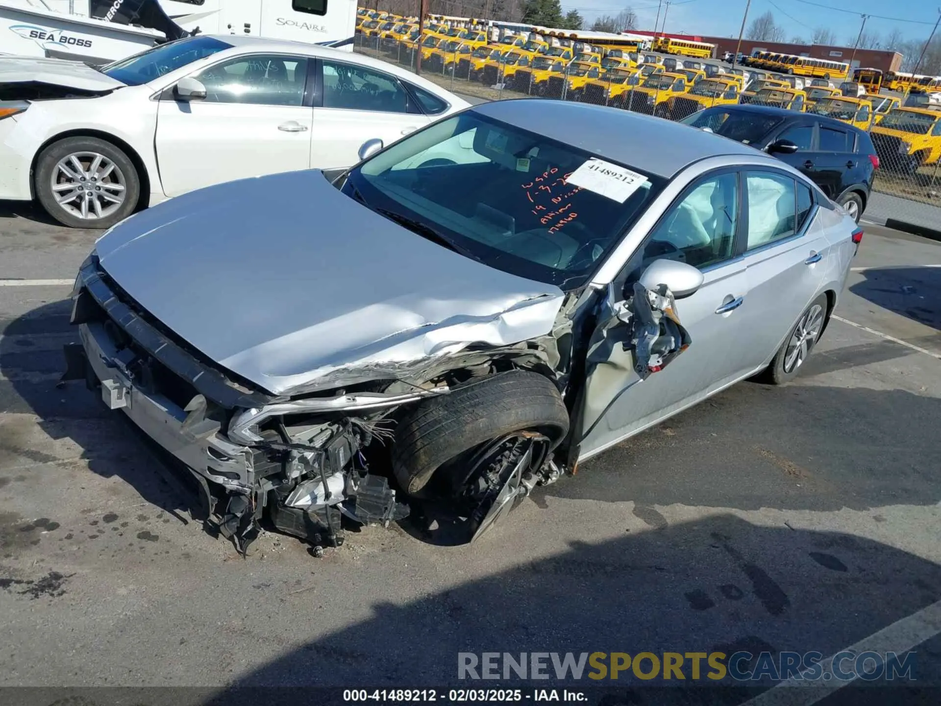 2 fotografías del automóvil dañado 1N4BL4BV1KC174960 NISSAN ALTIMA 2019