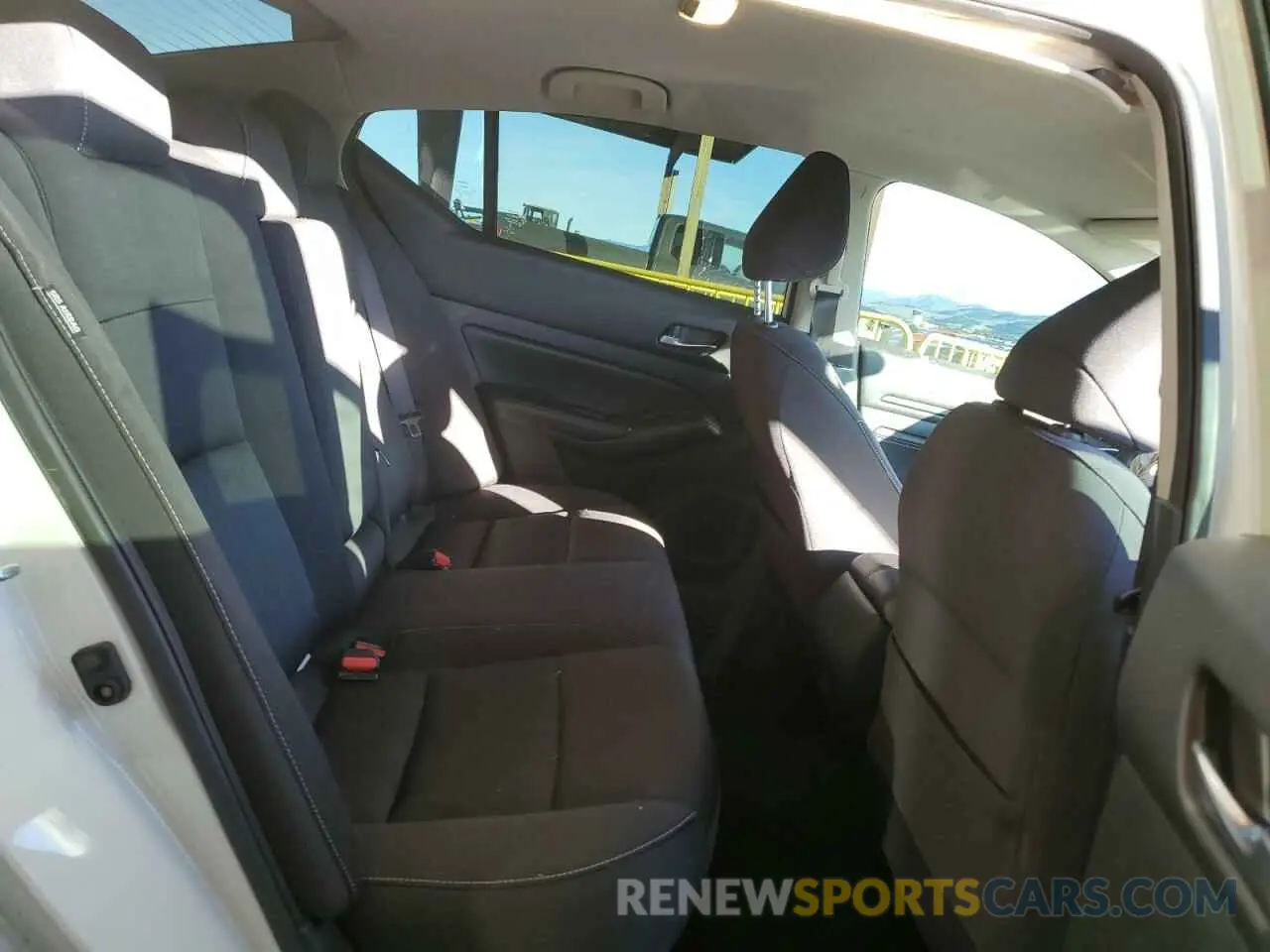 10 fotografías del automóvil dañado 1N4BL4BV1KC225437 NISSAN ALTIMA 2019