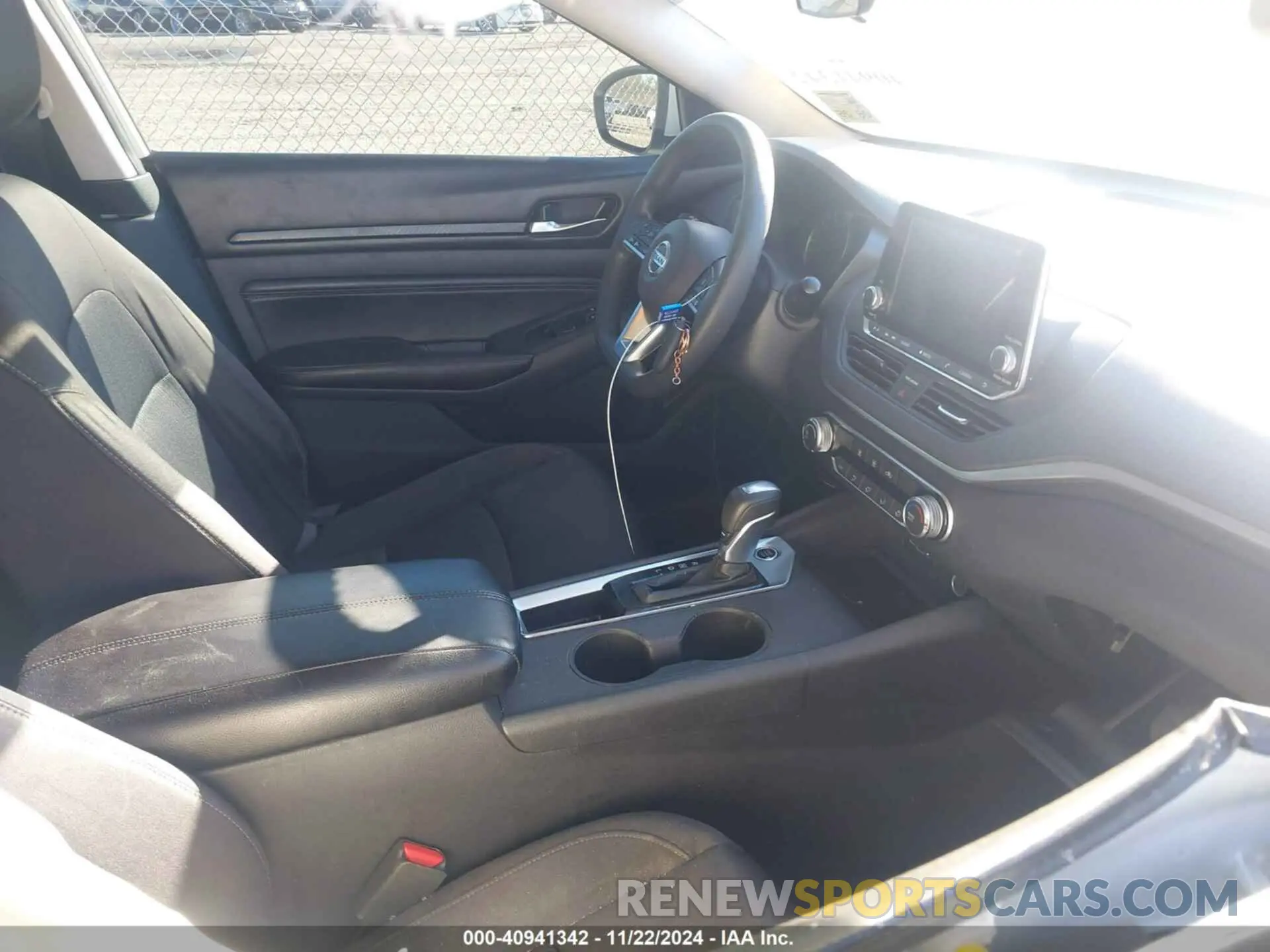 5 fotografías del automóvil dañado 1N4BL4BV1KC253545 NISSAN ALTIMA 2019