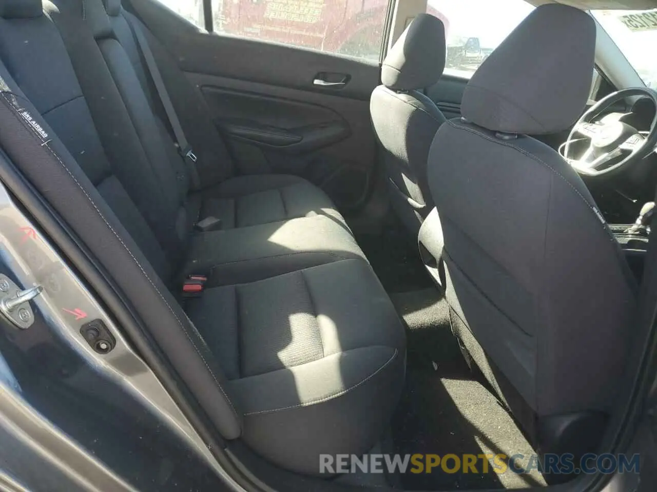 10 fotografías del automóvil dañado 1N4BL4BV2KC119837 NISSAN ALTIMA 2019