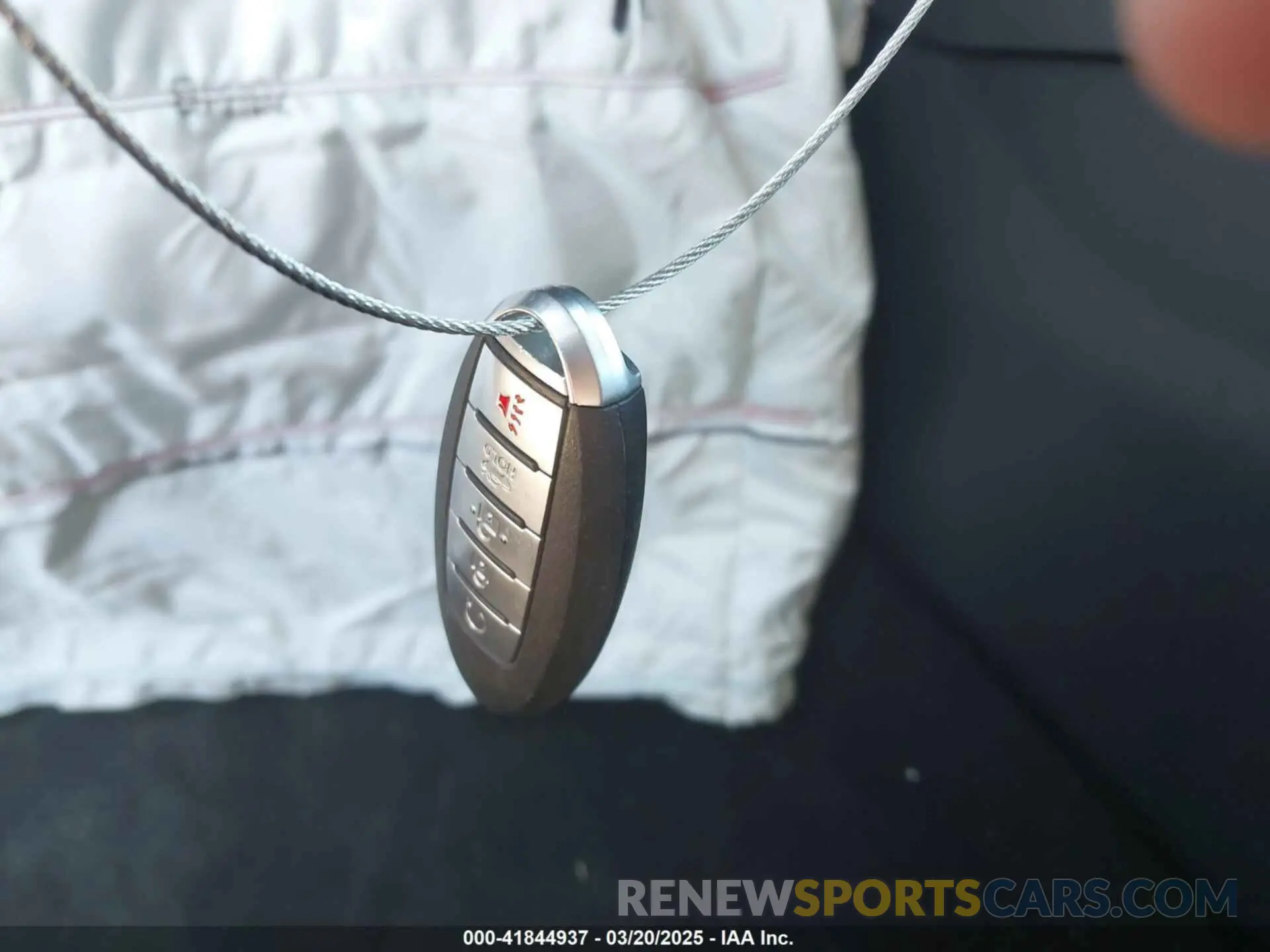 11 fotografías del automóvil dañado 1N4BL4BV2KC124181 NISSAN ALTIMA 2019