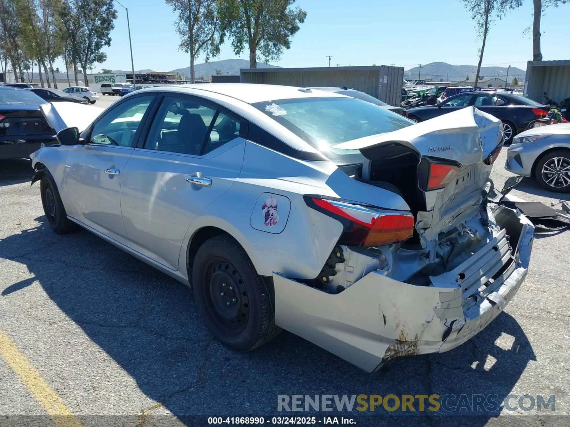 3 fotografías del automóvil dañado 1N4BL4BV2KC226614 NISSAN ALTIMA 2019
