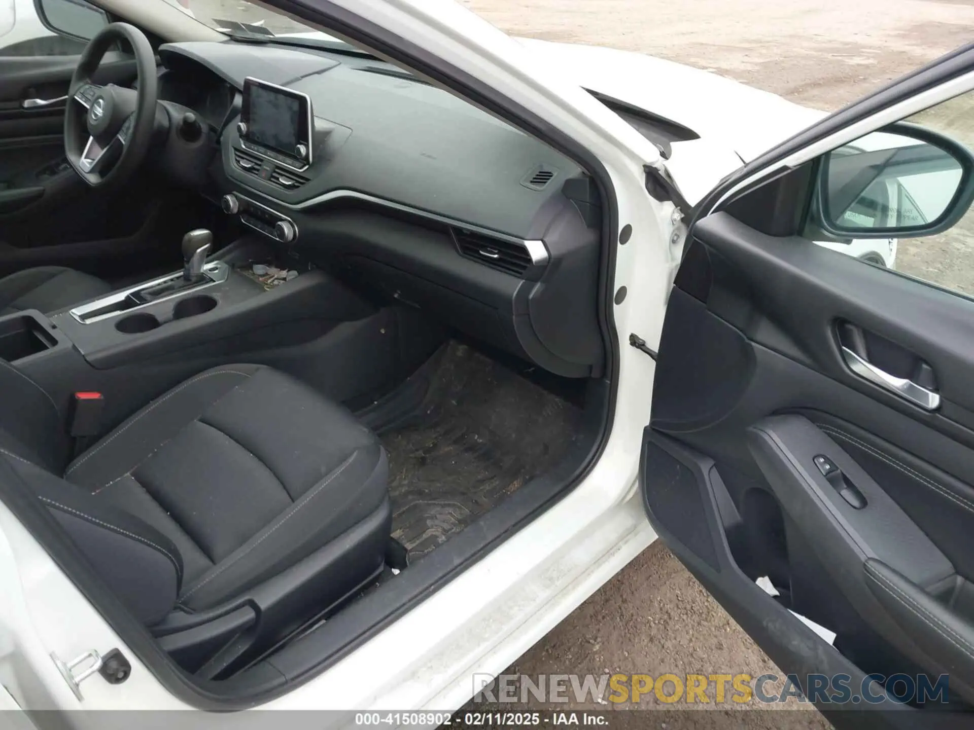 5 fotografías del automóvil dañado 1N4BL4BV2KC237404 NISSAN ALTIMA 2019