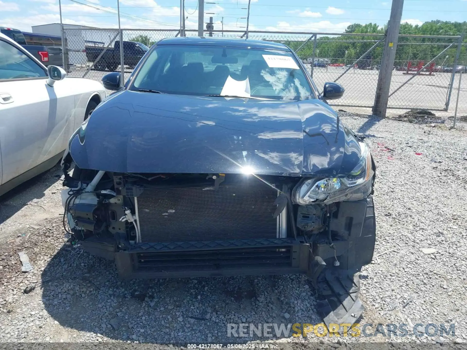 13 fotografías del automóvil dañado 1N4BL4BV3KC135934 NISSAN ALTIMA 2019