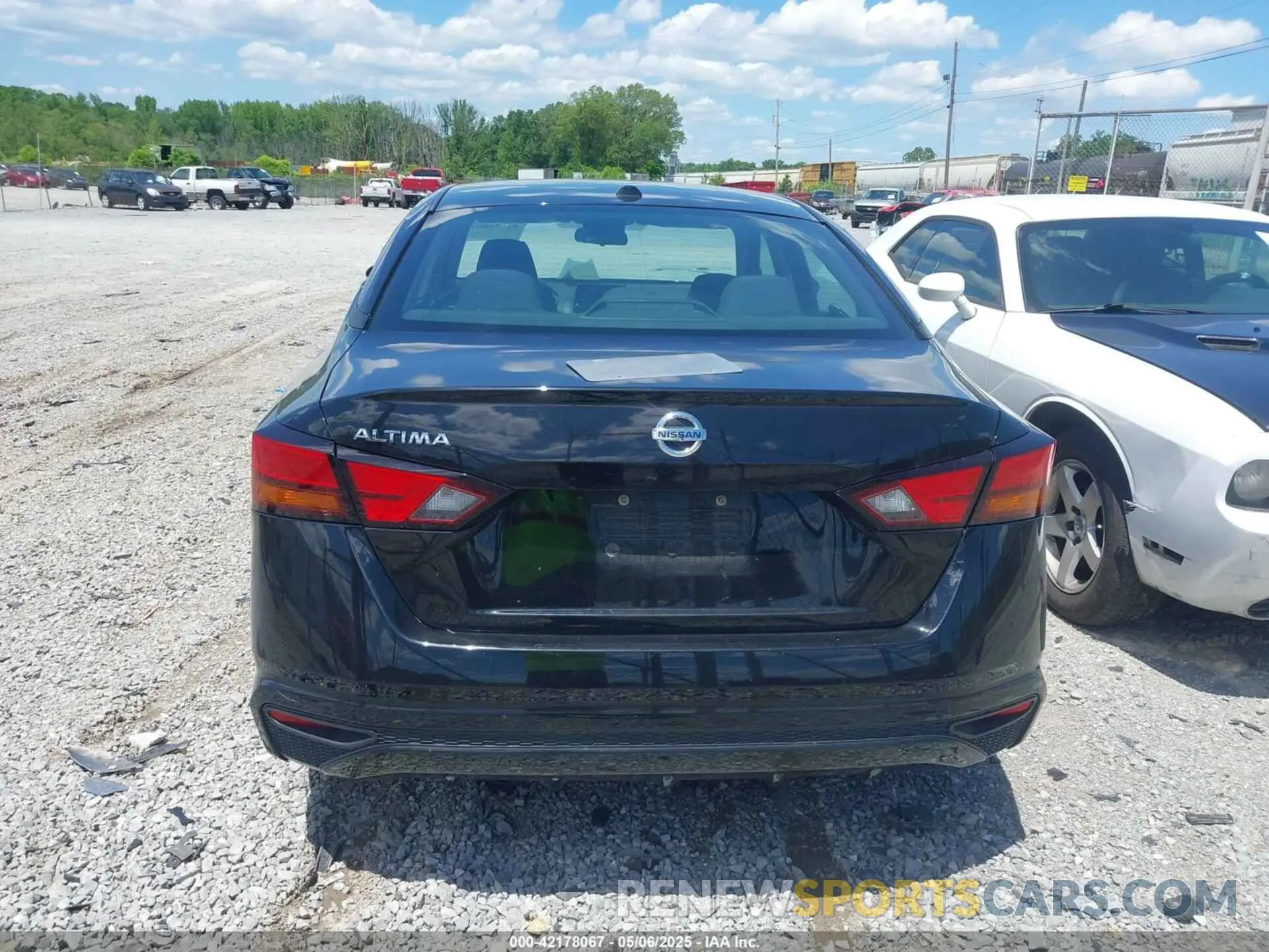 17 fotografías del automóvil dañado 1N4BL4BV3KC135934 NISSAN ALTIMA 2019