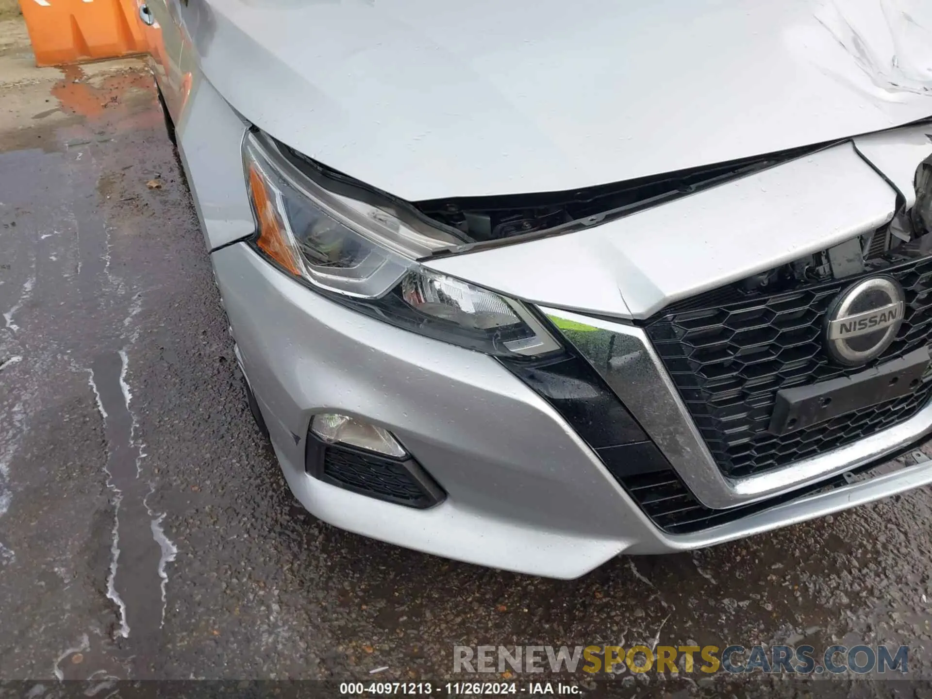 17 fotografías del automóvil dañado 1N4BL4BV3KC164284 NISSAN ALTIMA 2019