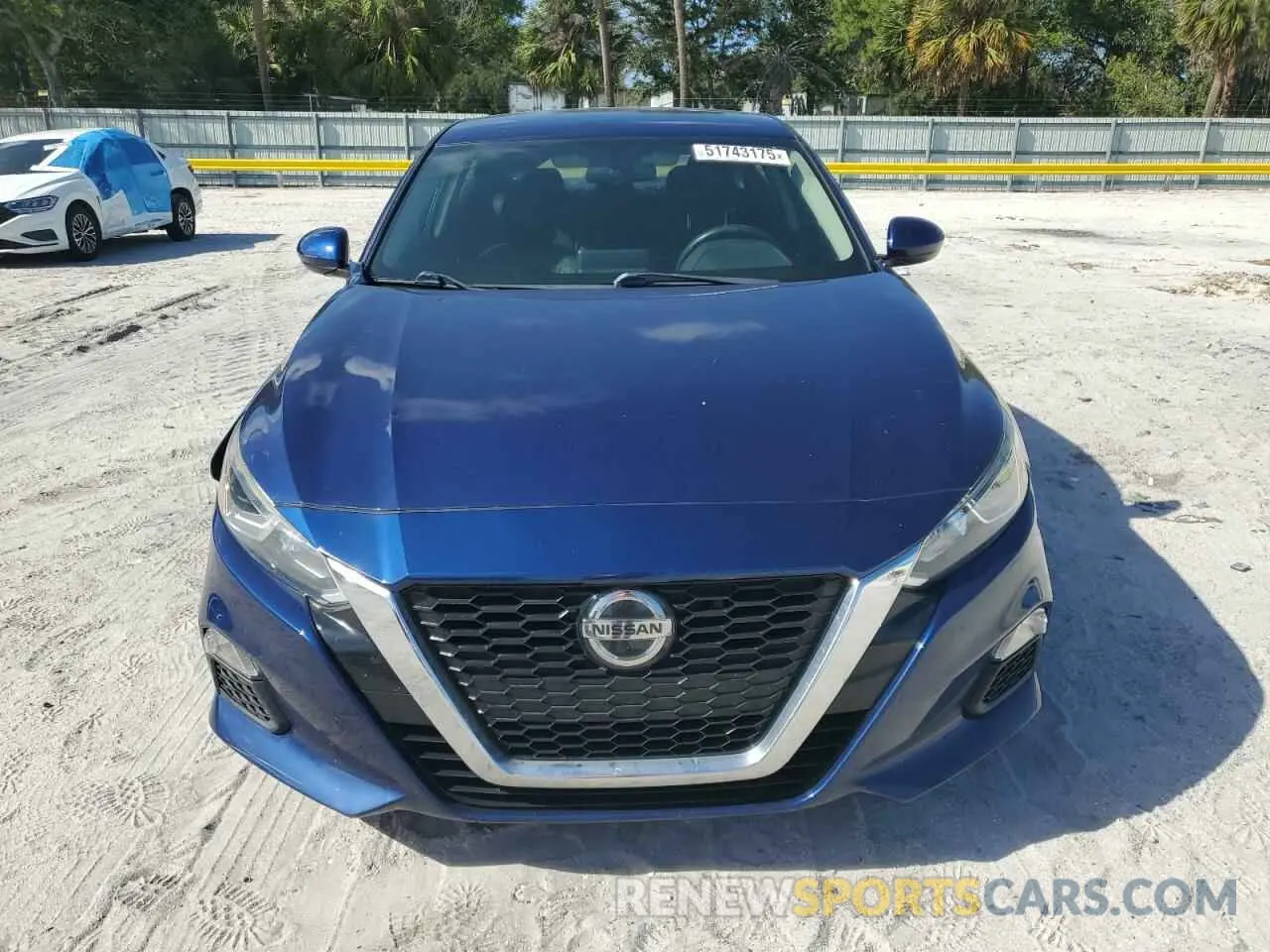 5 fotografías del automóvil dañado 1N4BL4BV3KC217128 NISSAN ALTIMA 2019