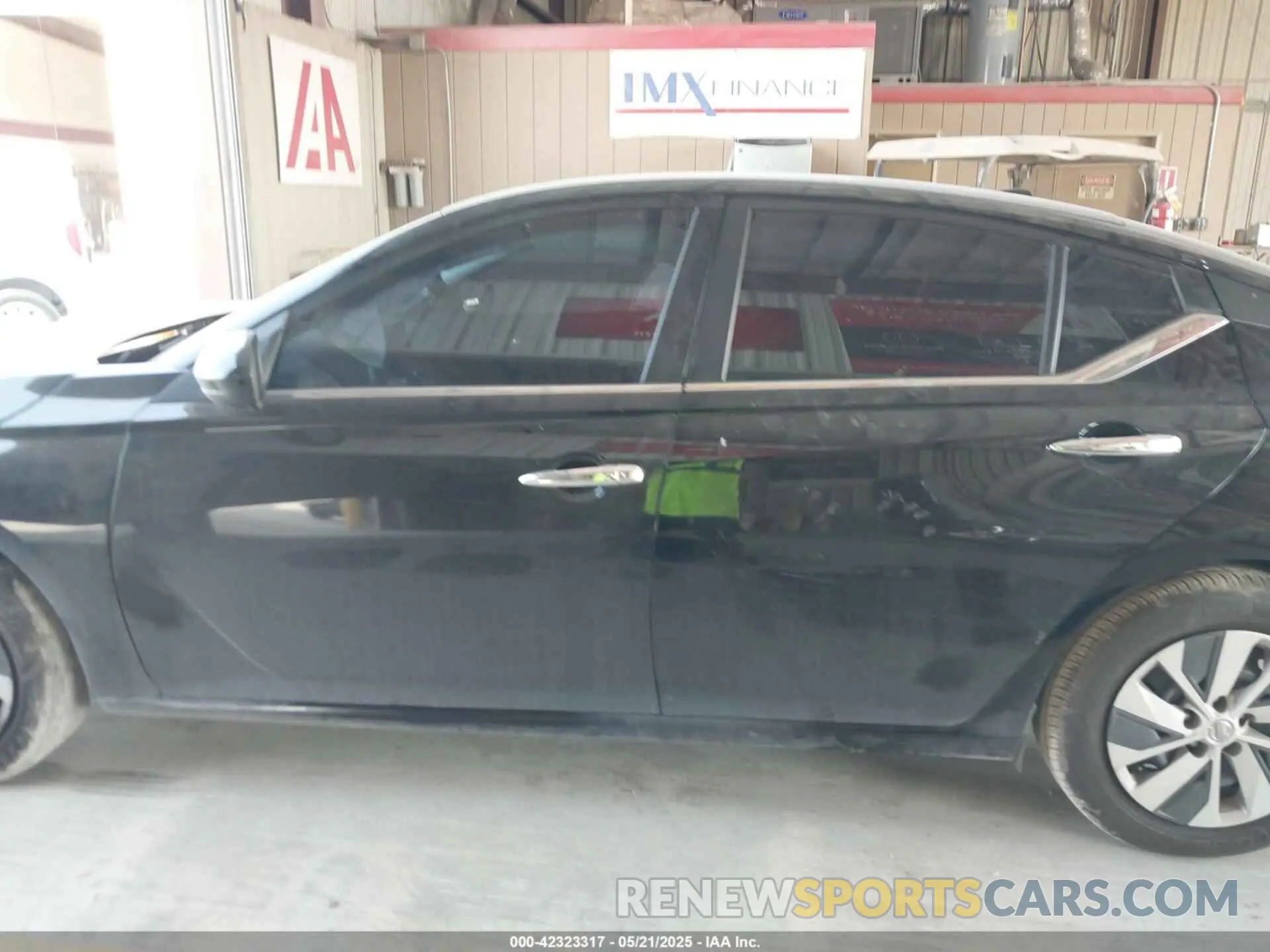 15 fotografías del automóvil dañado 1N4BL4BV3KC229988 NISSAN ALTIMA 2019