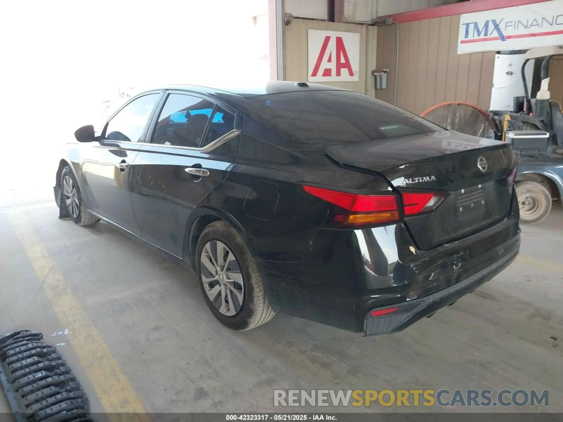 3 fotografías del automóvil dañado 1N4BL4BV3KC229988 NISSAN ALTIMA 2019