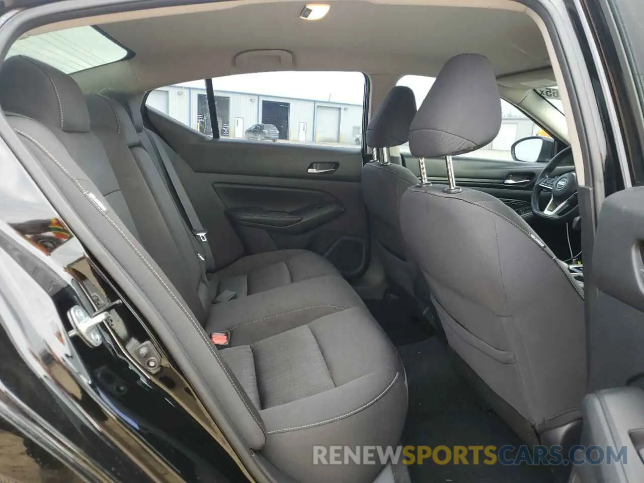 10 fotografías del automóvil dañado 1N4BL4BV3KC242529 NISSAN ALTIMA 2019