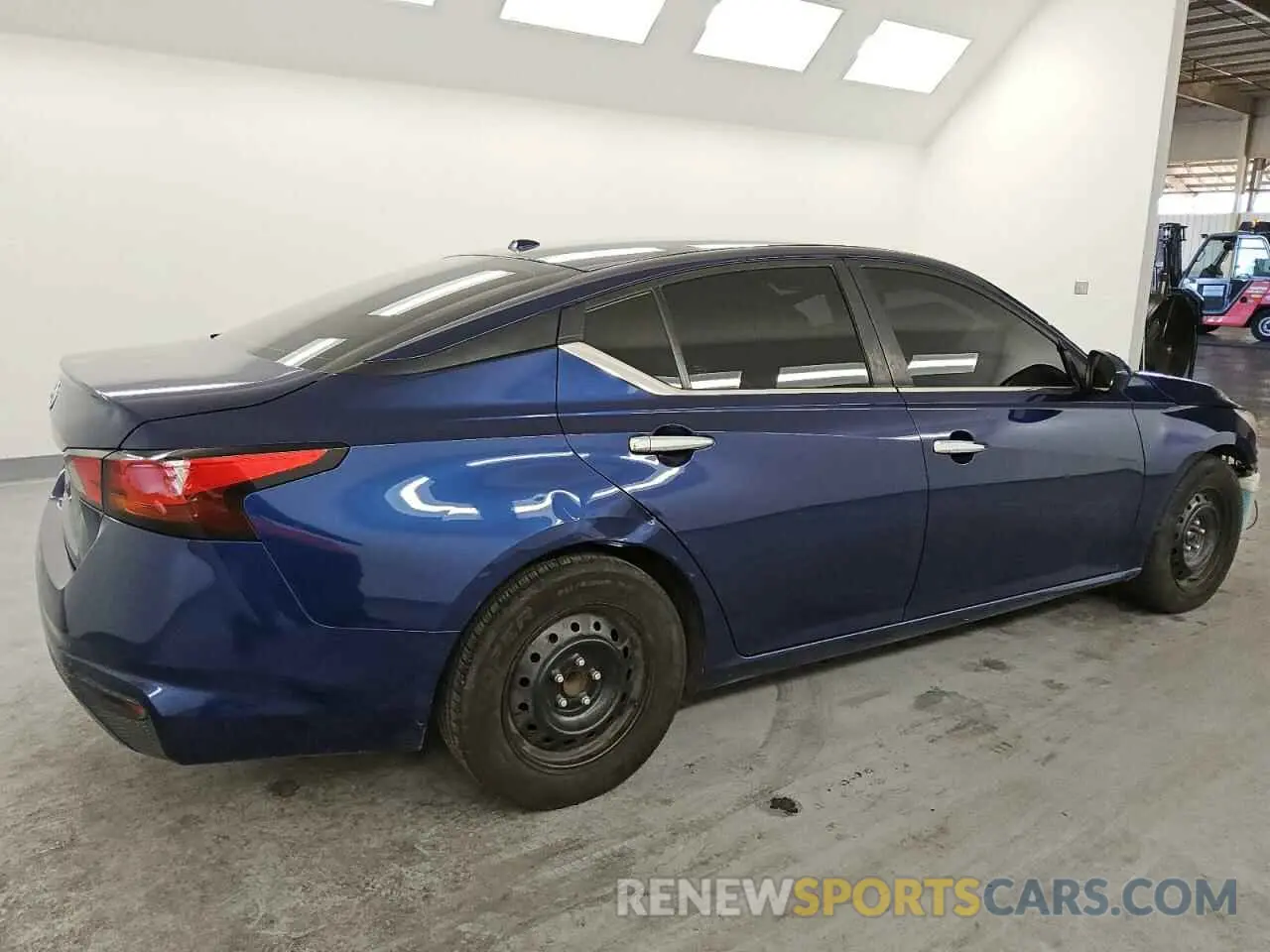 3 fotografías del automóvil dañado 1N4BL4BV3KC244149 NISSAN ALTIMA 2019