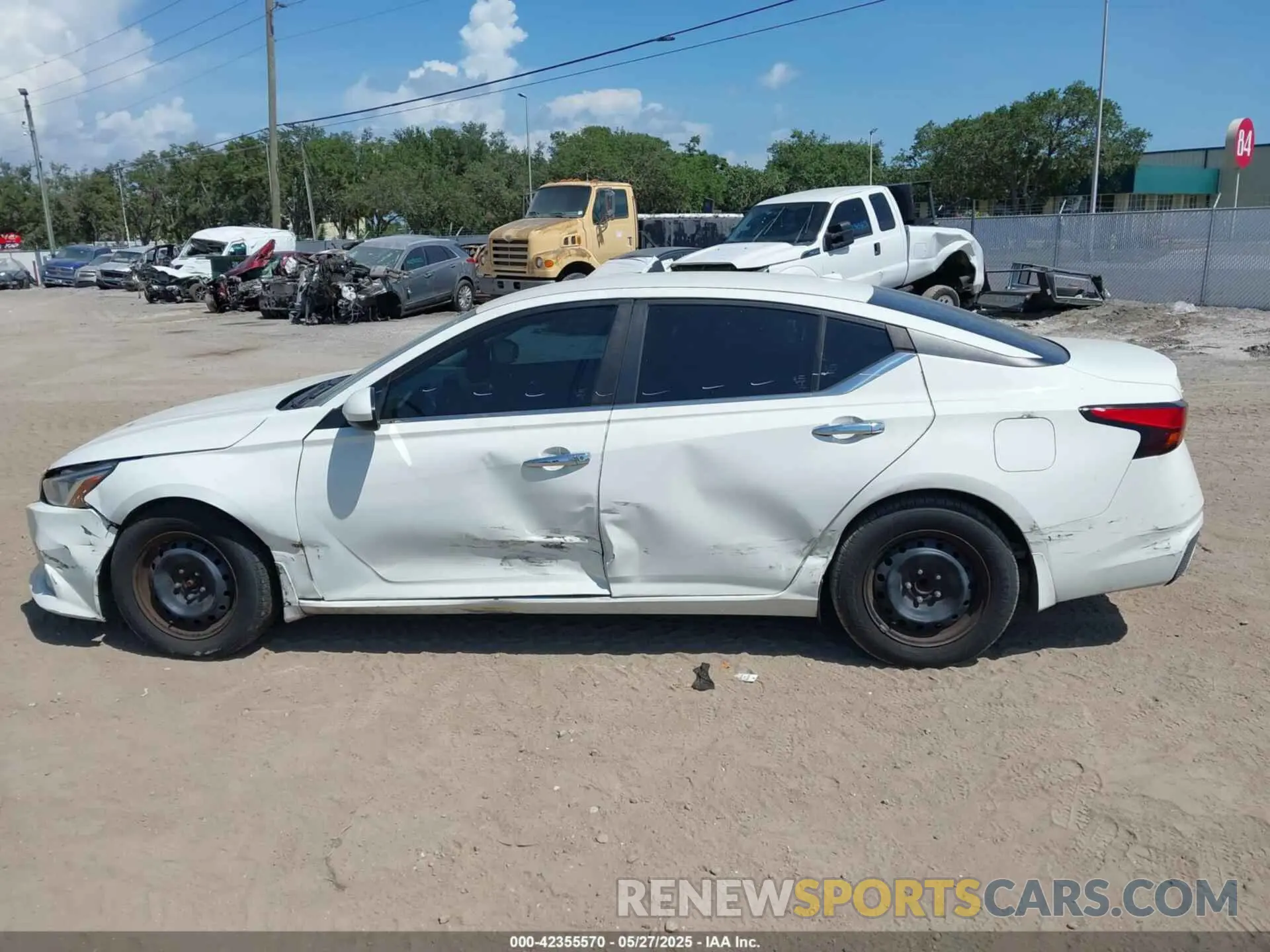 14 fotografías del automóvil dañado 1N4BL4BV3KC252154 NISSAN ALTIMA 2019