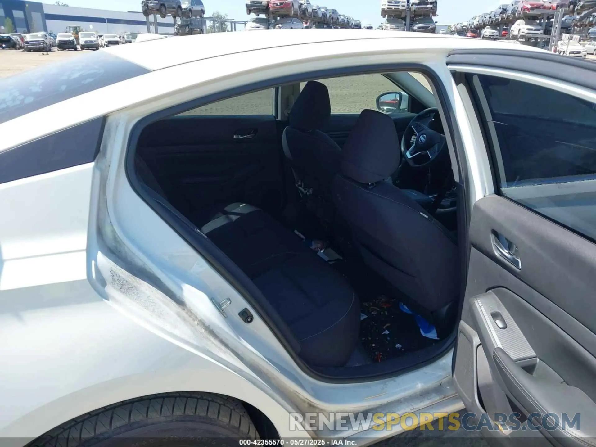 8 fotografías del automóvil dañado 1N4BL4BV3KC252154 NISSAN ALTIMA 2019