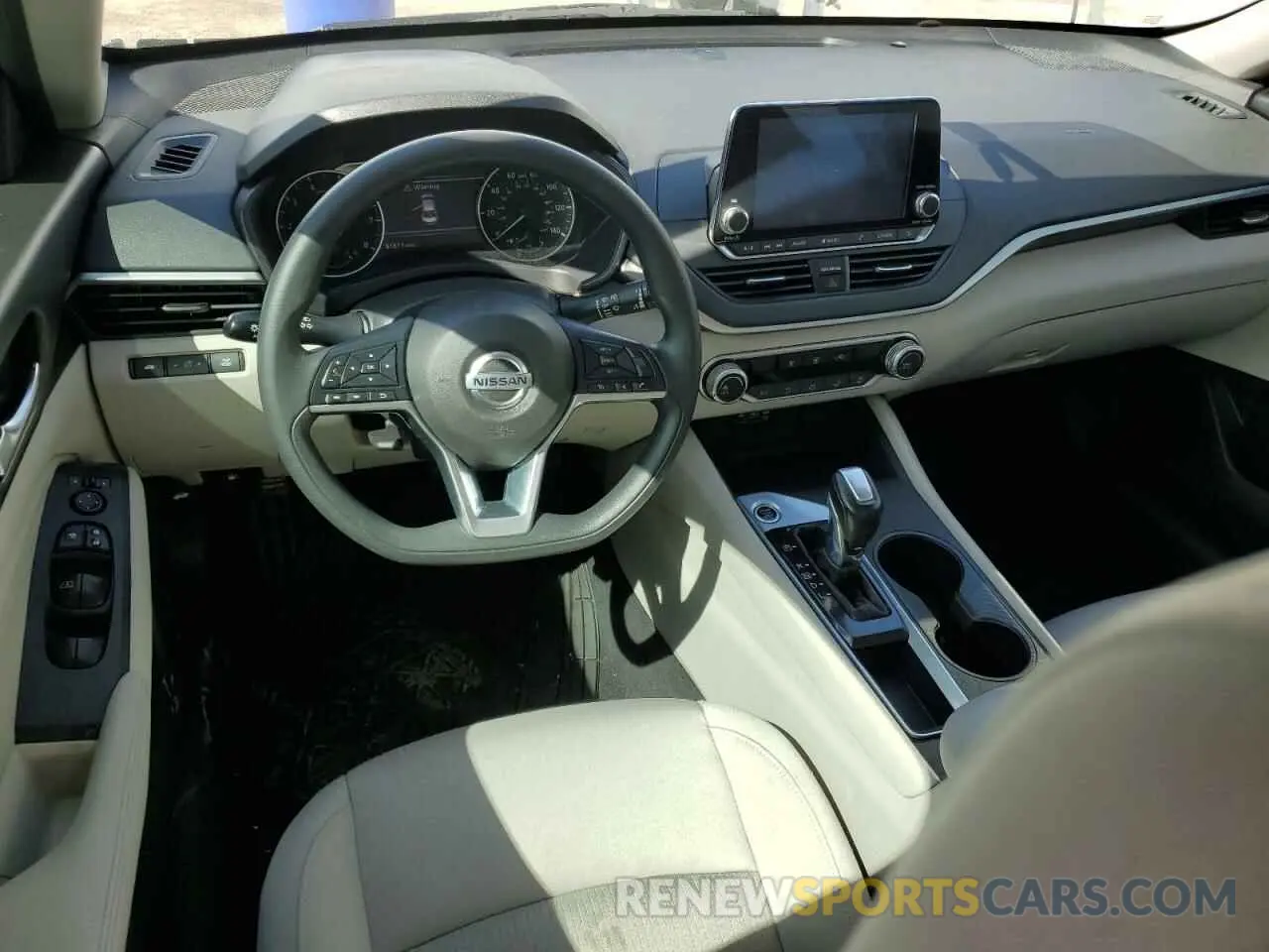 8 fotografías del automóvil dañado 1N4BL4BV3KN318061 NISSAN ALTIMA 2019