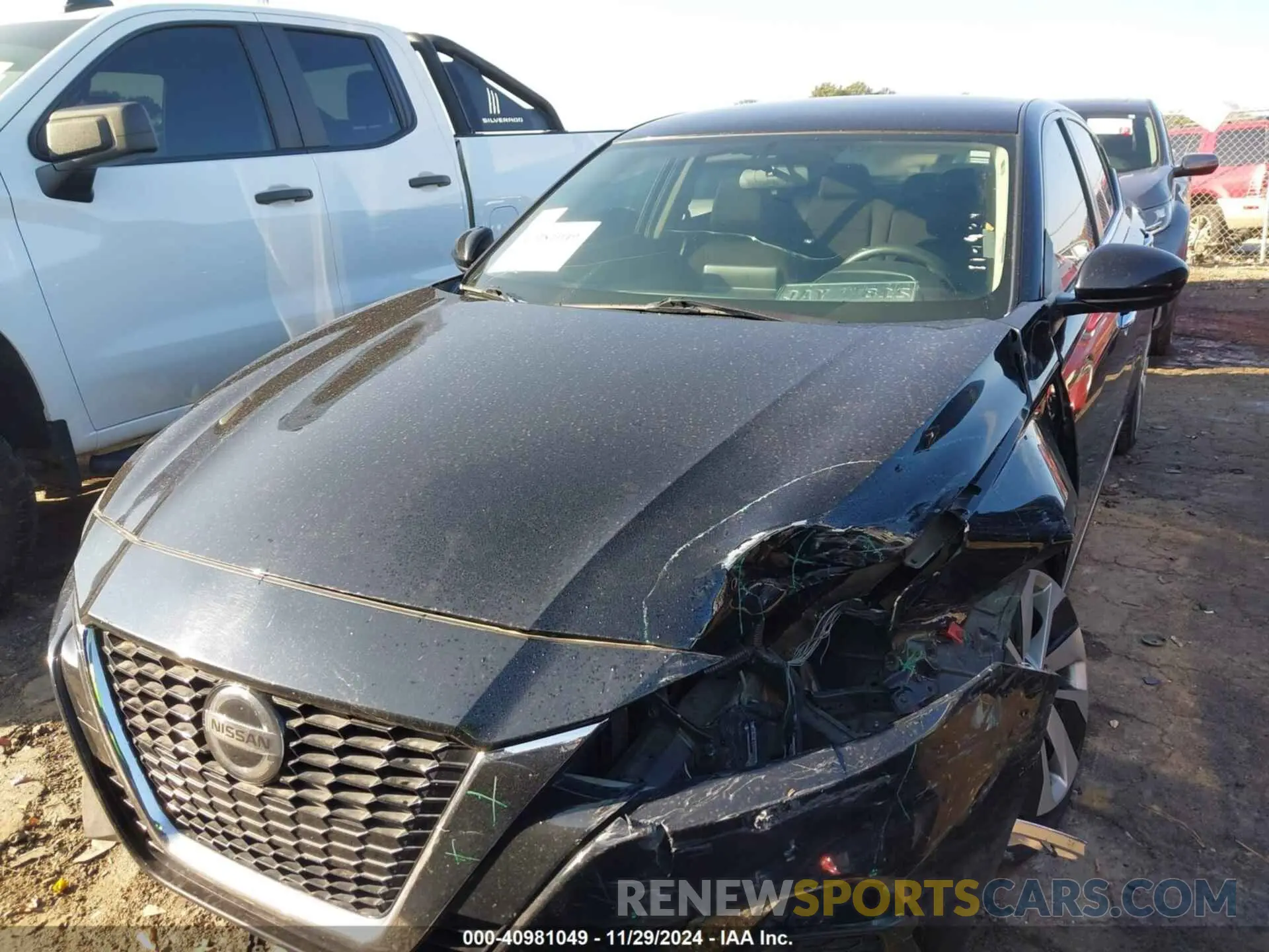 12 fotografías del automóvil dañado 1N4BL4BV3KN325429 NISSAN ALTIMA 2019