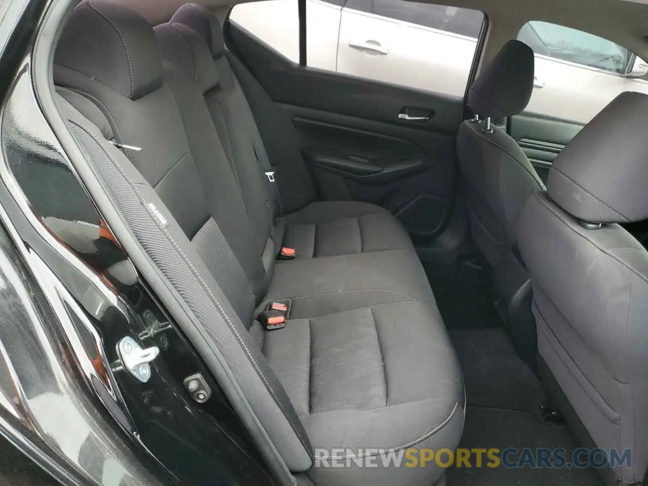 10 fotografías del automóvil dañado 1N4BL4BV4KC160129 NISSAN ALTIMA 2019