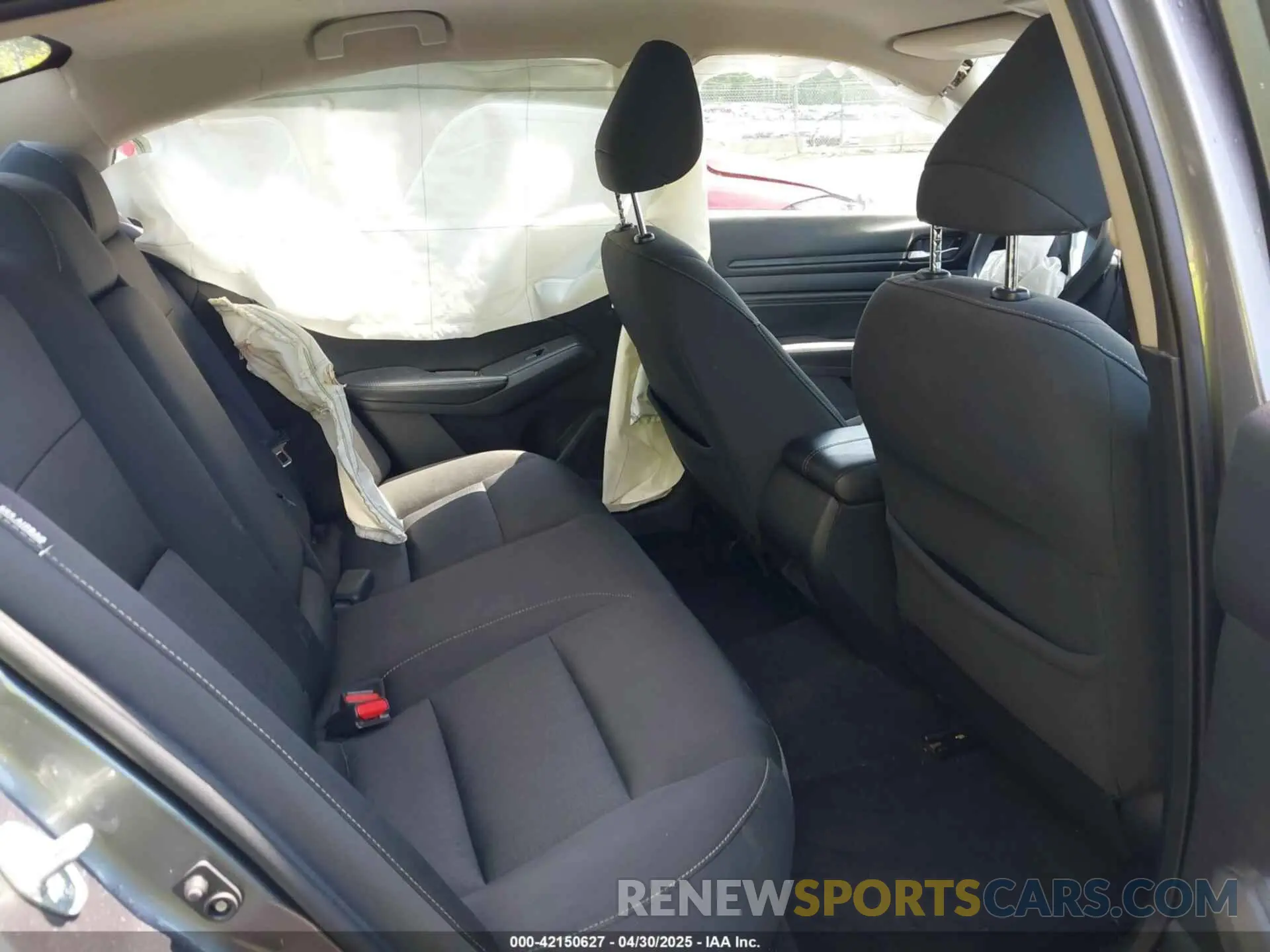 8 fotografías del automóvil dañado 1N4BL4BV4KC238988 NISSAN ALTIMA 2019