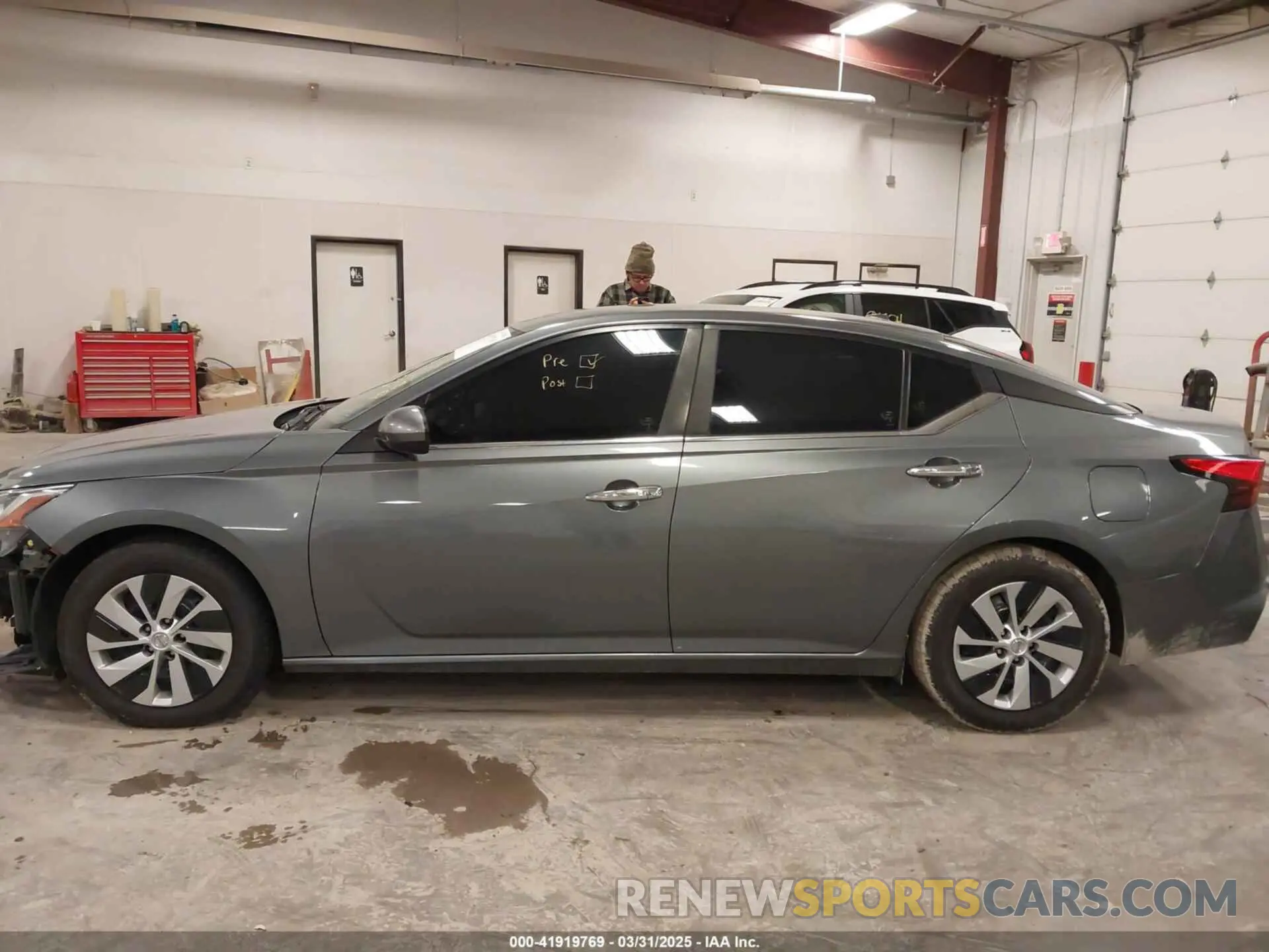 14 fotografías del automóvil dañado 1N4BL4BV4KC246749 NISSAN ALTIMA 2019