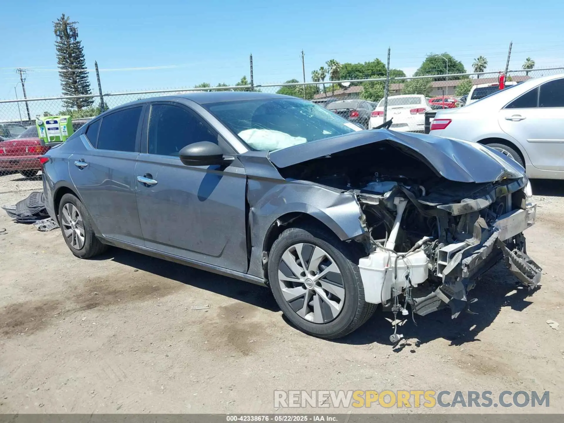 14 fotografías del automóvil dañado 1N4BL4BV4KC249442 NISSAN ALTIMA 2019