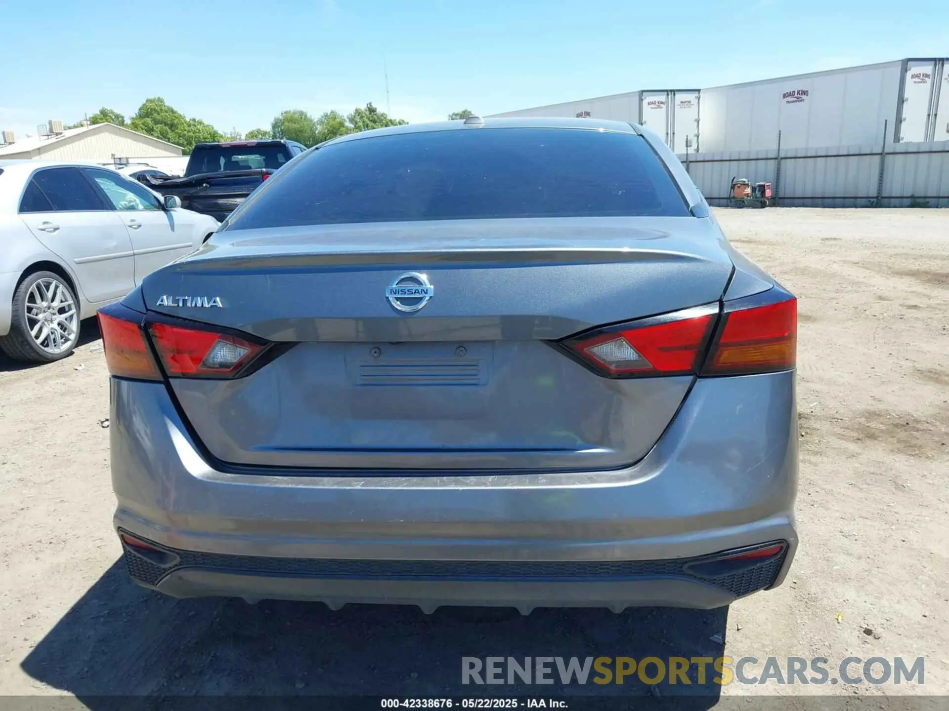 17 fotografías del automóvil dañado 1N4BL4BV4KC249442 NISSAN ALTIMA 2019