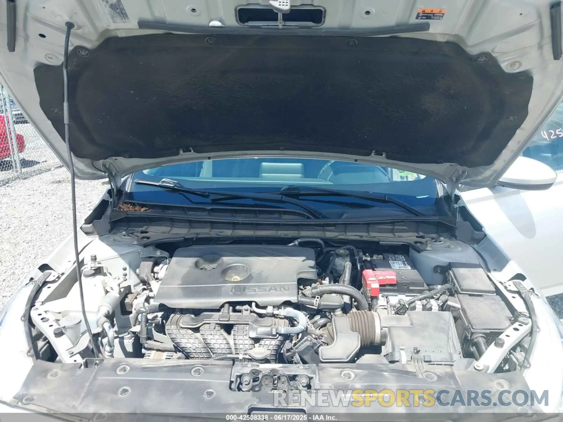 10 fotografías del automóvil dañado 1N4BL4BV4KC250252 NISSAN ALTIMA 2019