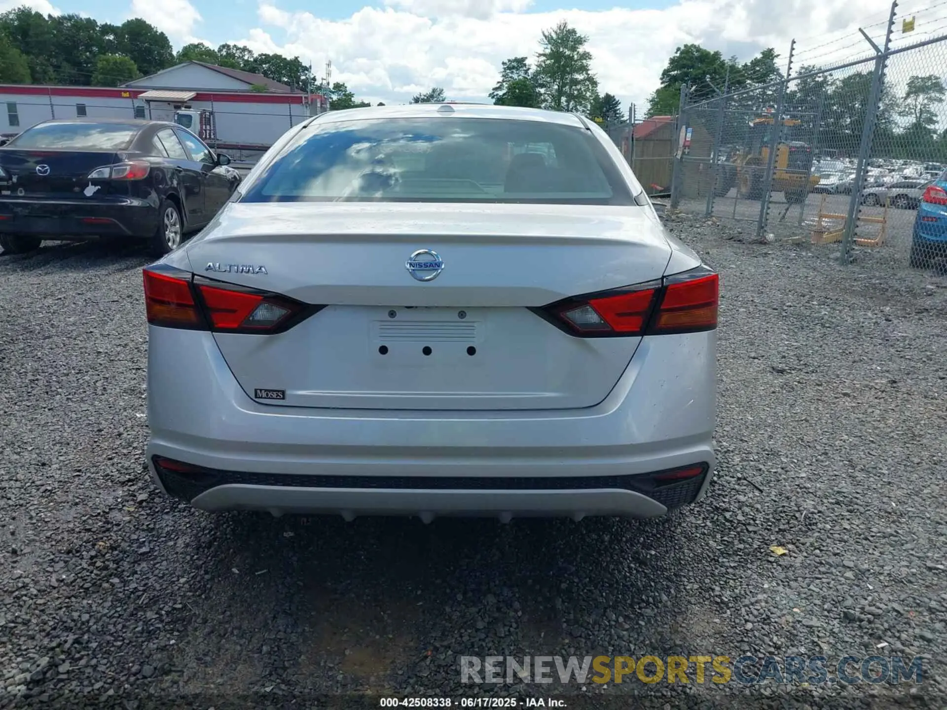 16 fotografías del automóvil dañado 1N4BL4BV4KC250252 NISSAN ALTIMA 2019