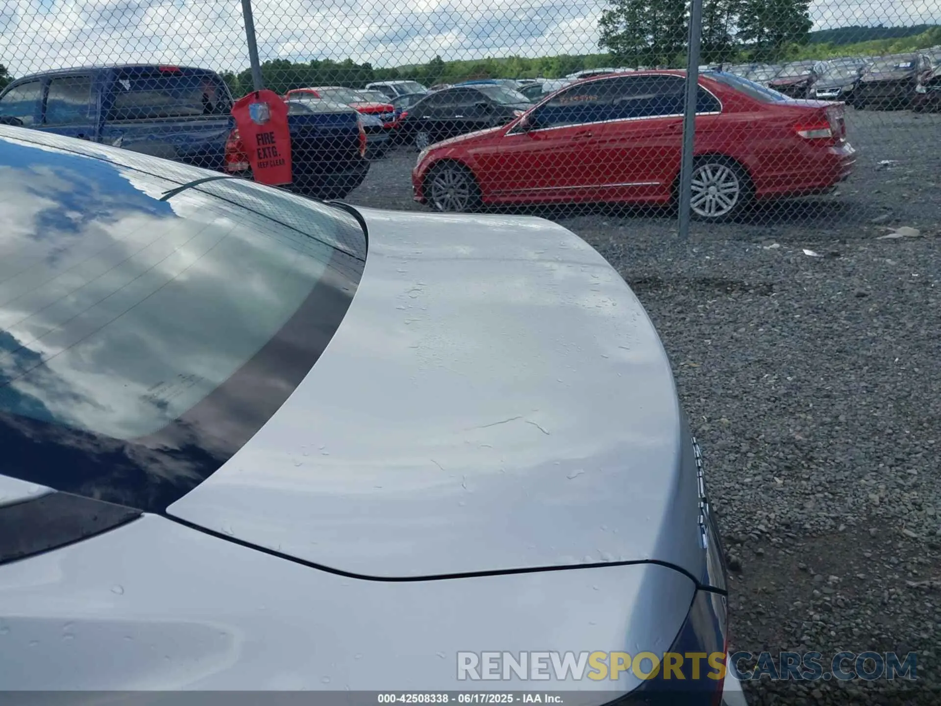 18 fotografías del automóvil dañado 1N4BL4BV4KC250252 NISSAN ALTIMA 2019