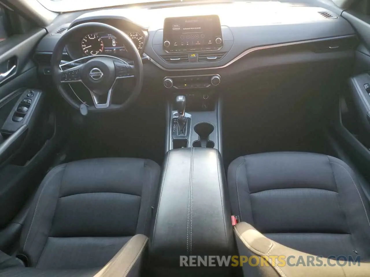 8 fotografías del automóvil dañado 1N4BL4BV4KC258030 NISSAN ALTIMA 2019