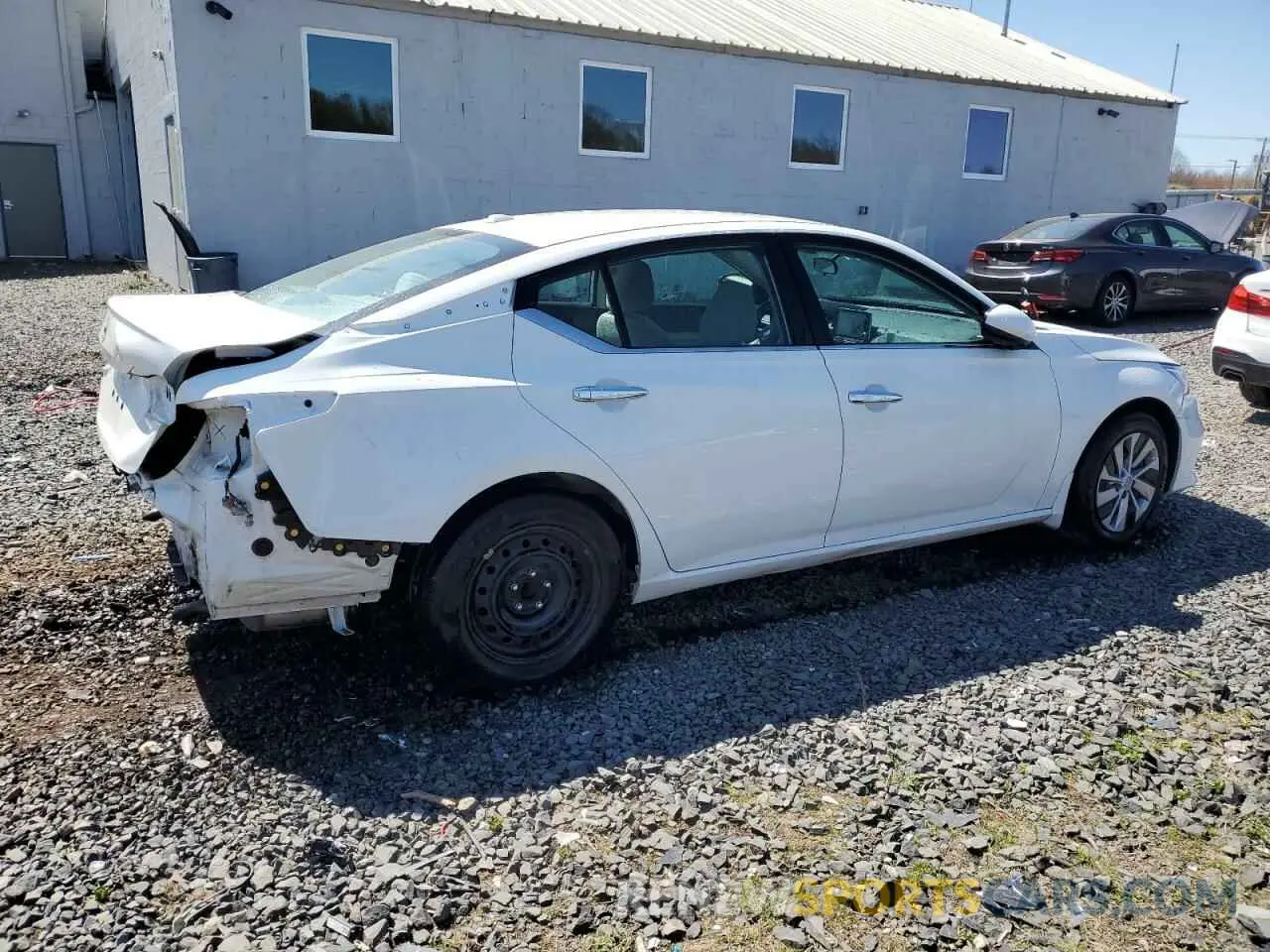 3 fotografías del automóvil dañado 1N4BL4BV5KC117077 NISSAN ALTIMA 2019