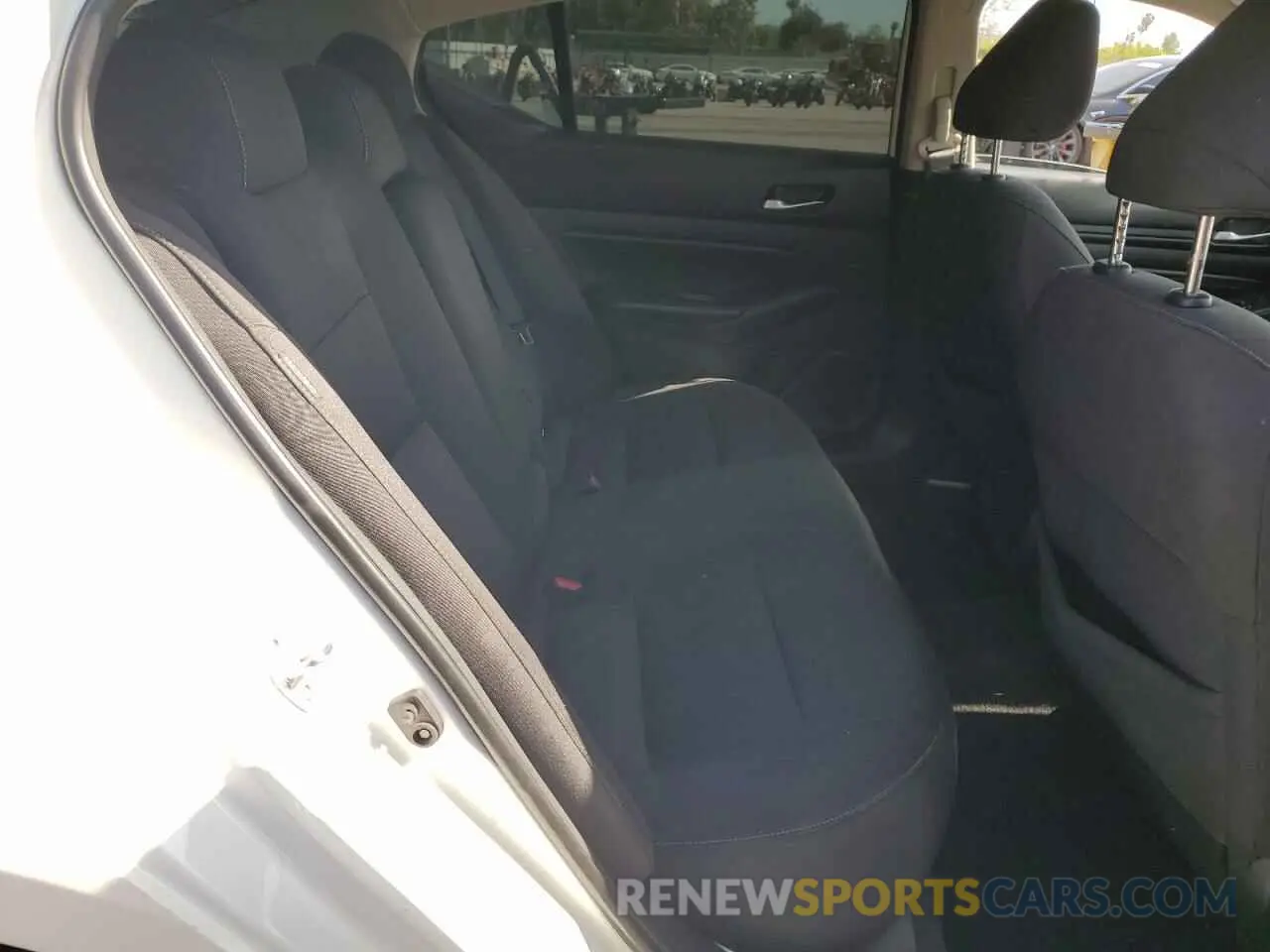 10 fotografías del automóvil dañado 1N4BL4BV5KC130458 NISSAN ALTIMA 2019