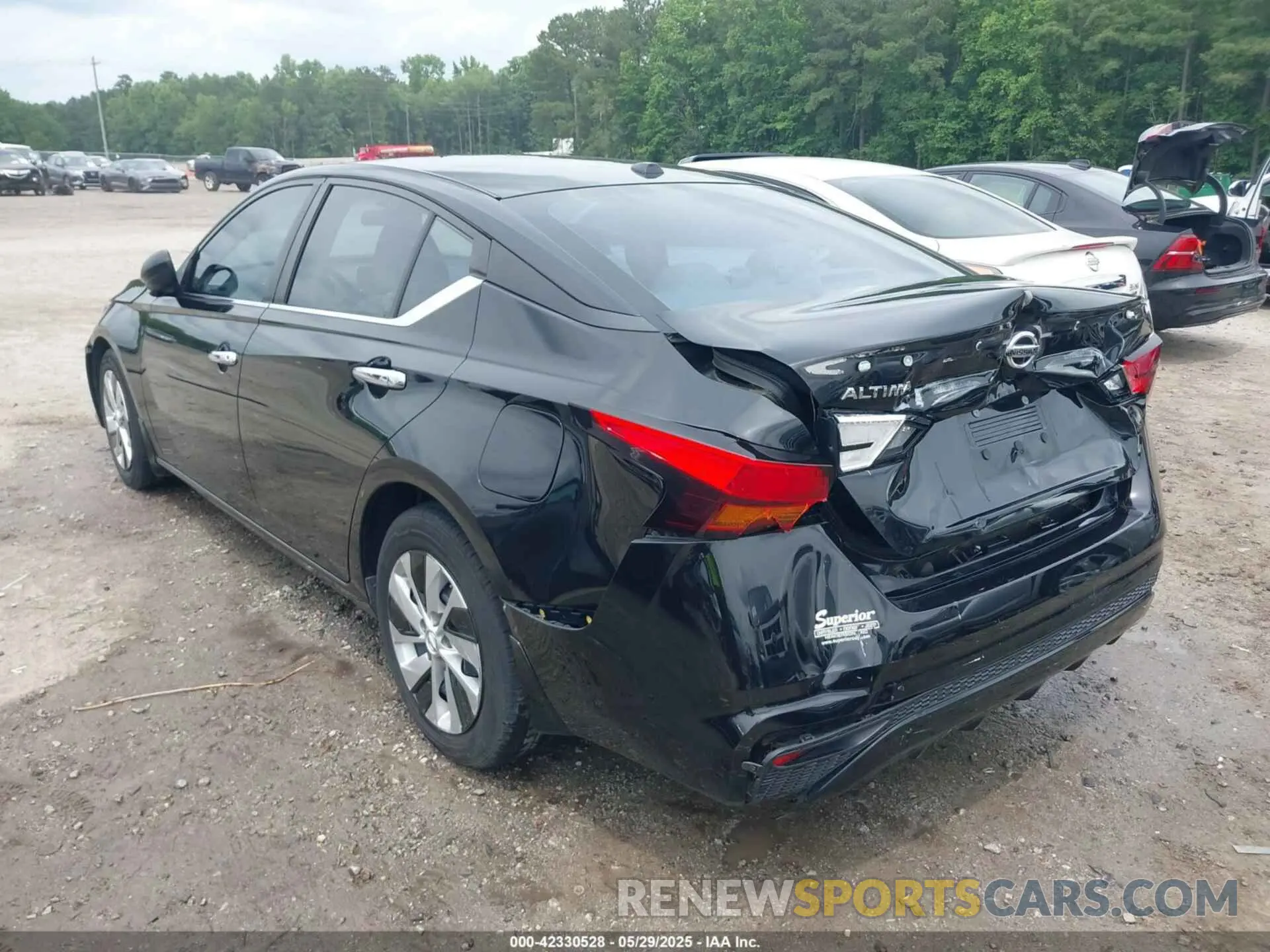 3 fotografías del automóvil dañado 1N4BL4BV6KC172573 NISSAN ALTIMA 2019