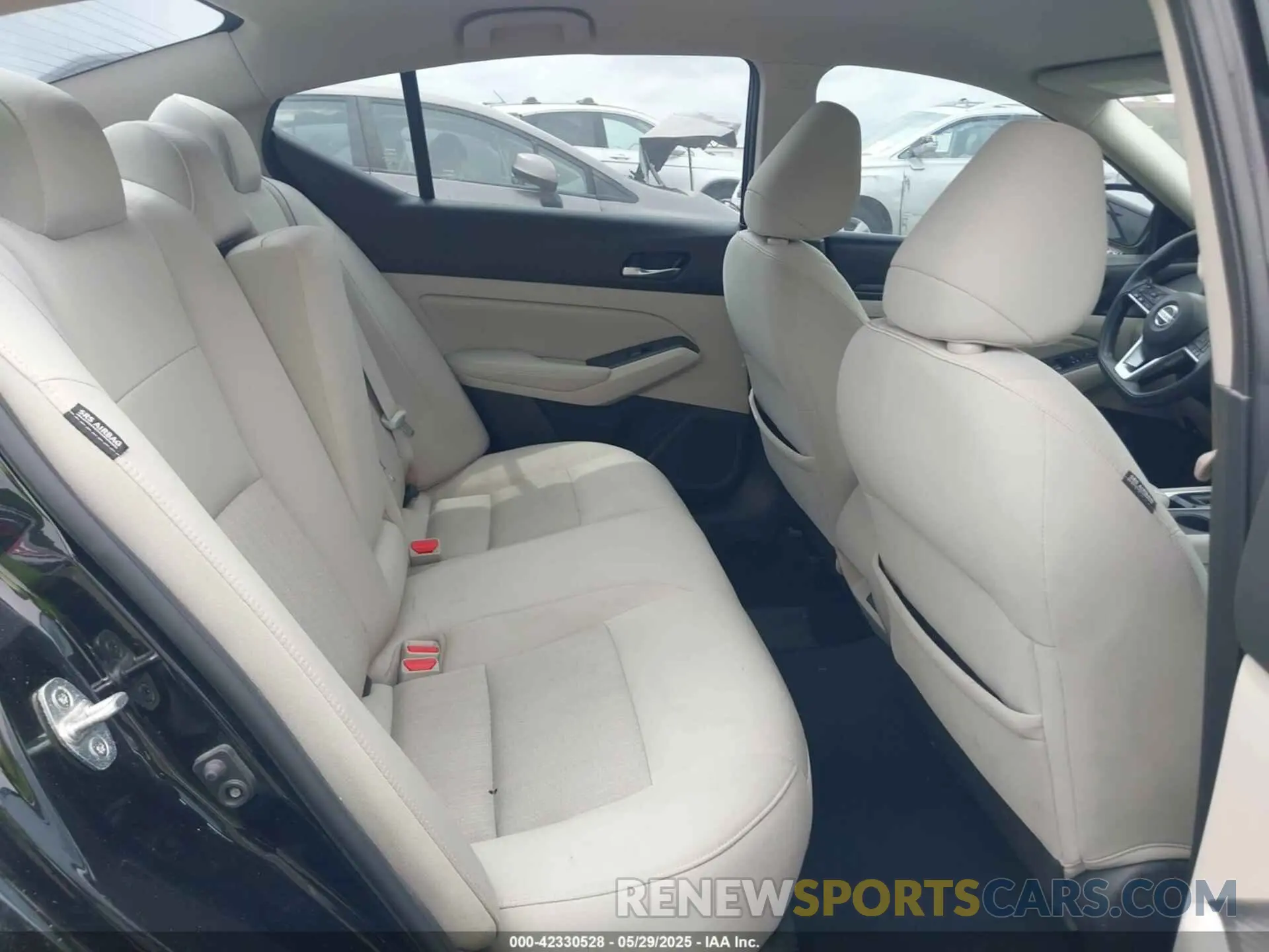8 fotografías del automóvil dañado 1N4BL4BV6KC172573 NISSAN ALTIMA 2019