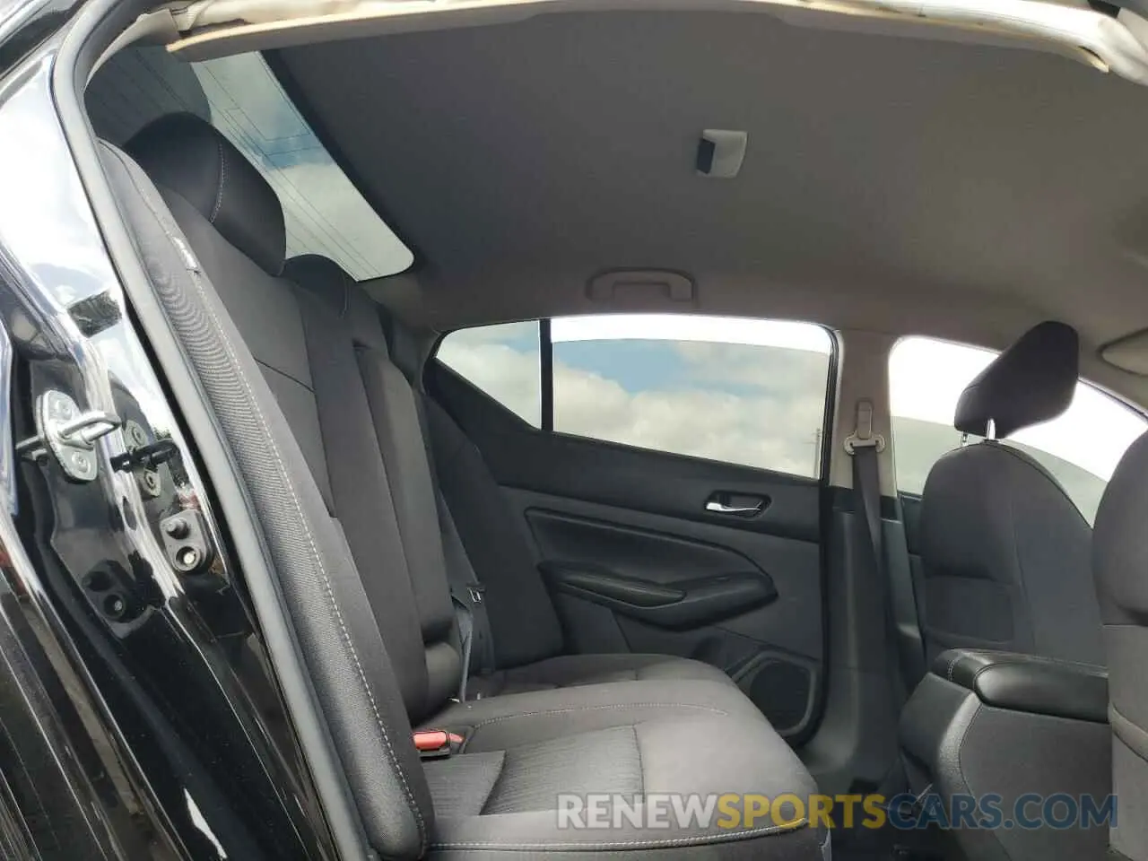 10 fotografías del automóvil dañado 1N4BL4BV6KC235073 NISSAN ALTIMA 2019