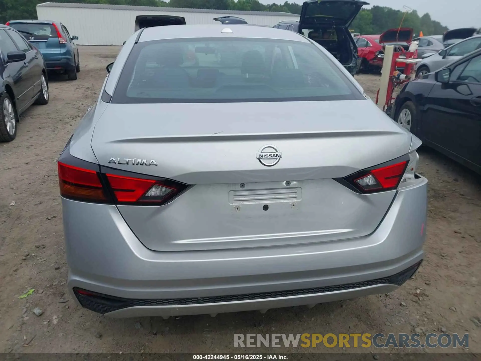 17 fotografías del automóvil dañado 1N4BL4BV6KC253993 NISSAN ALTIMA 2019