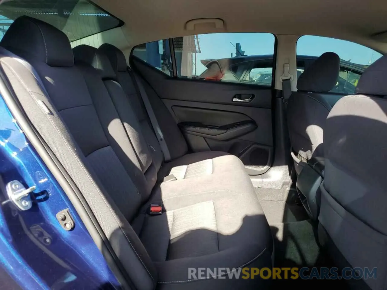 11 fotografías del automóvil dañado 1N4BL4BV6KN311234 NISSAN ALTIMA 2019