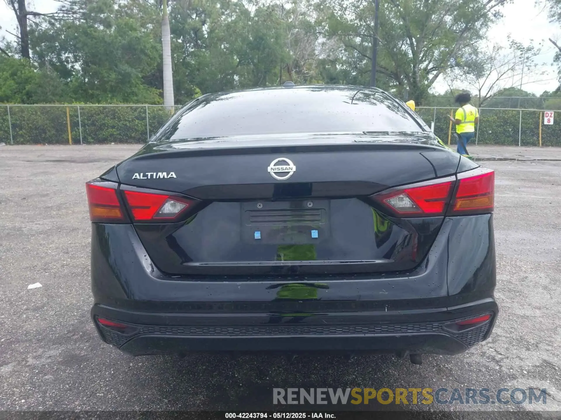 17 fotografías del automóvil dañado 1N4BL4BV7KC136407 NISSAN ALTIMA 2019