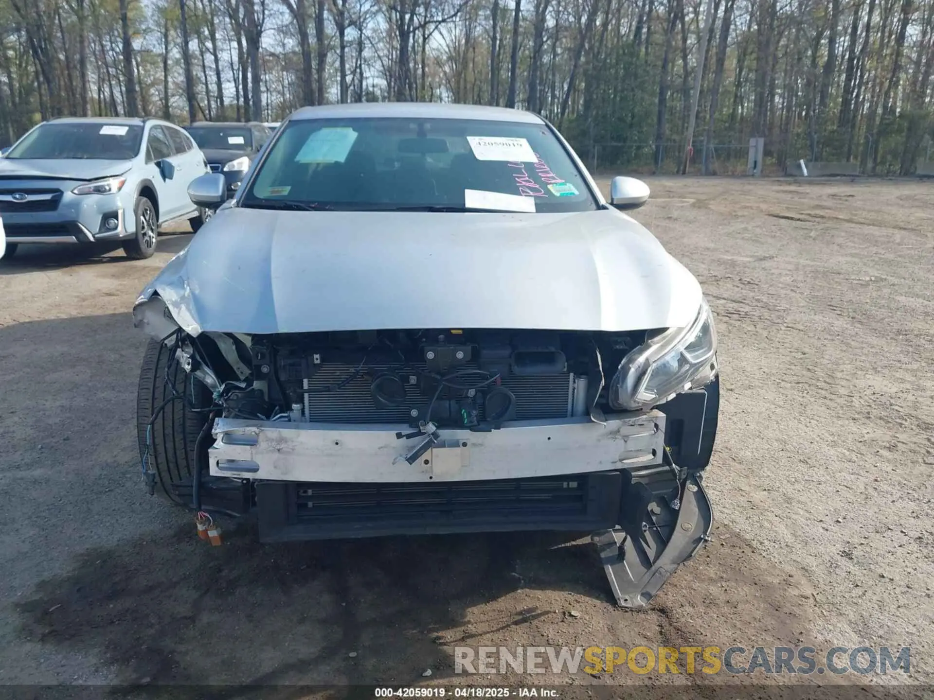 13 fotografías del automóvil dañado 1N4BL4BV8KC105411 NISSAN ALTIMA 2019