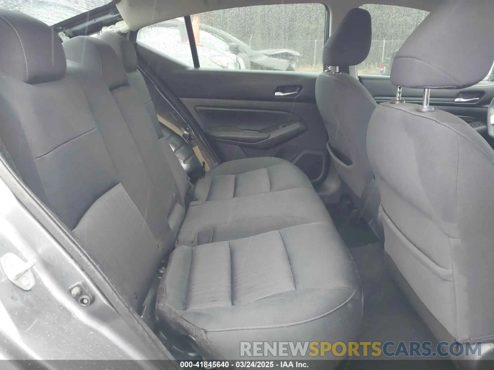 8 fotografías del automóvil dañado 1N4BL4BV8KC139896 NISSAN ALTIMA 2019