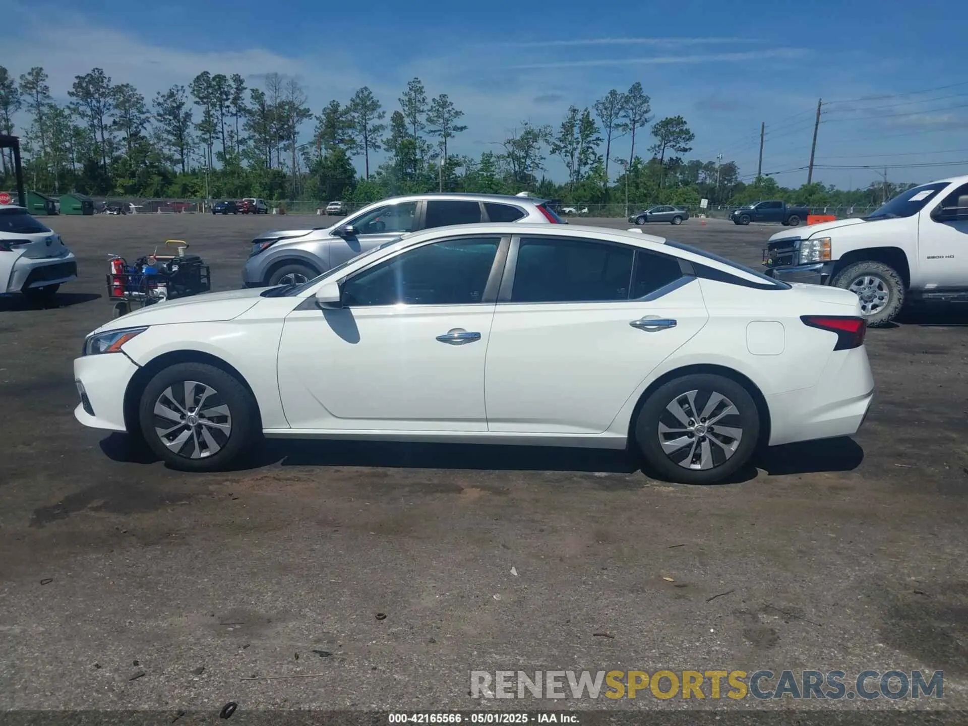 14 fotografías del automóvil dañado 1N4BL4BV8KC151353 NISSAN ALTIMA 2019