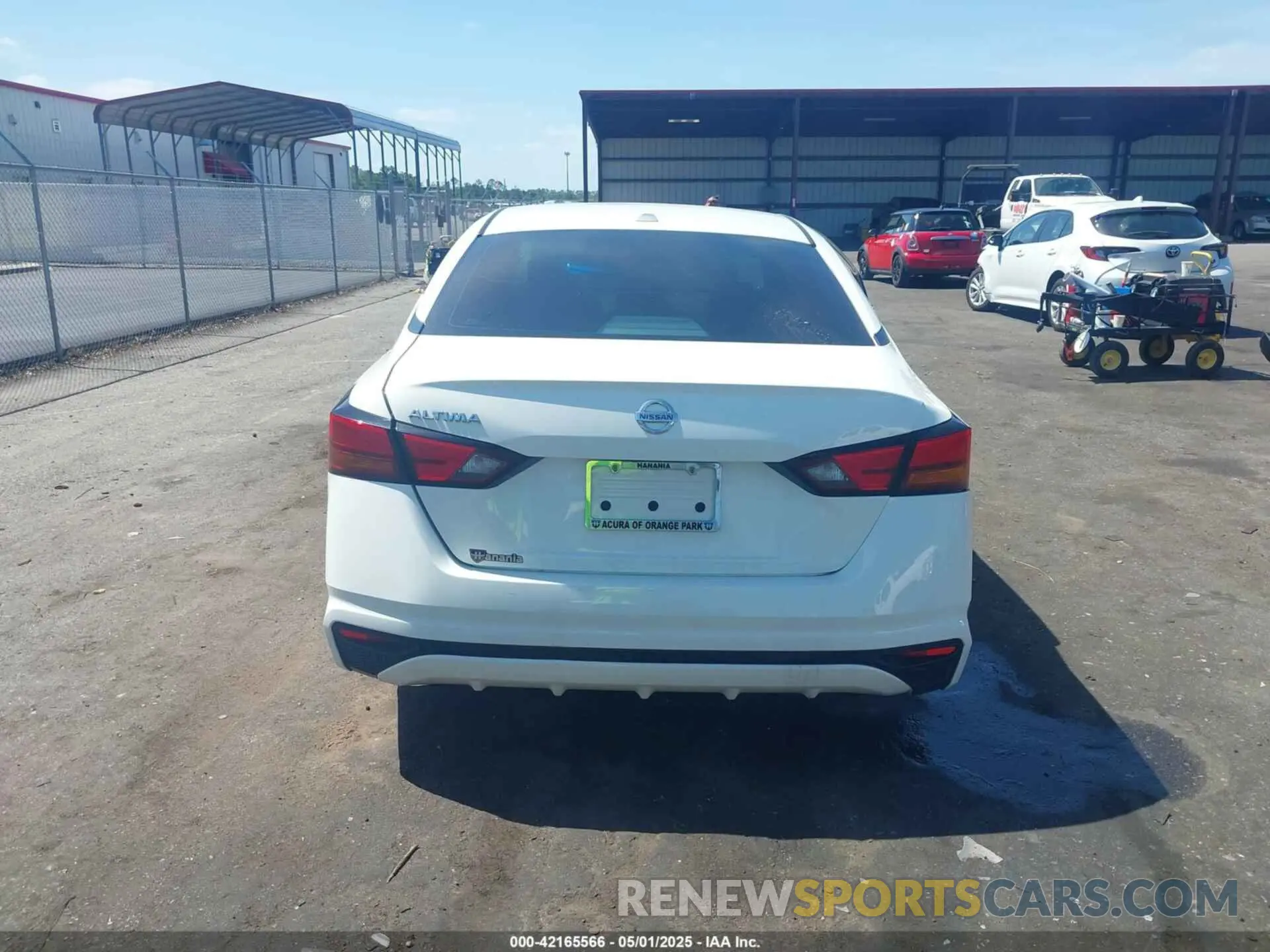16 fotografías del automóvil dañado 1N4BL4BV8KC151353 NISSAN ALTIMA 2019