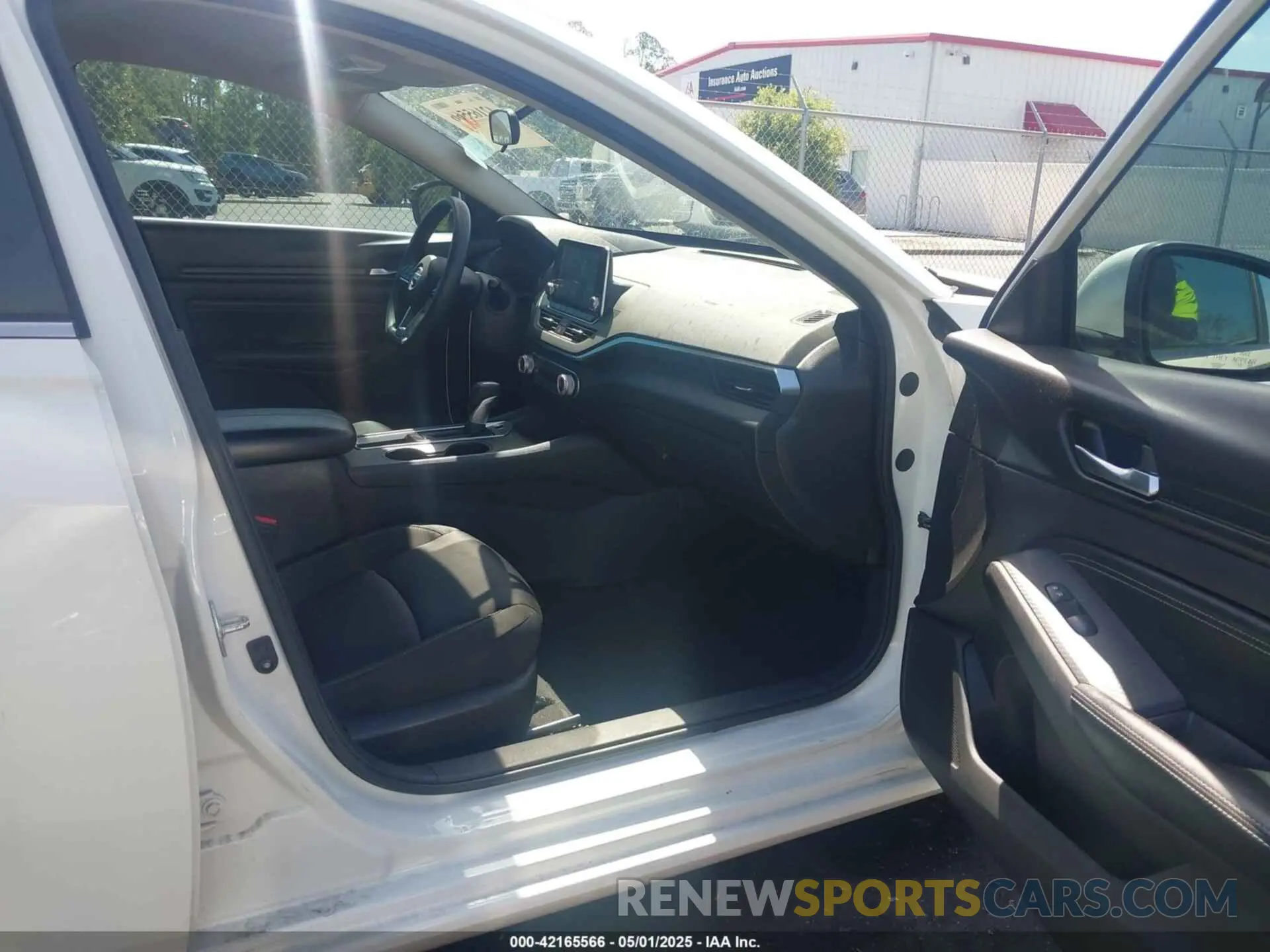 5 fotografías del automóvil dañado 1N4BL4BV8KC151353 NISSAN ALTIMA 2019
