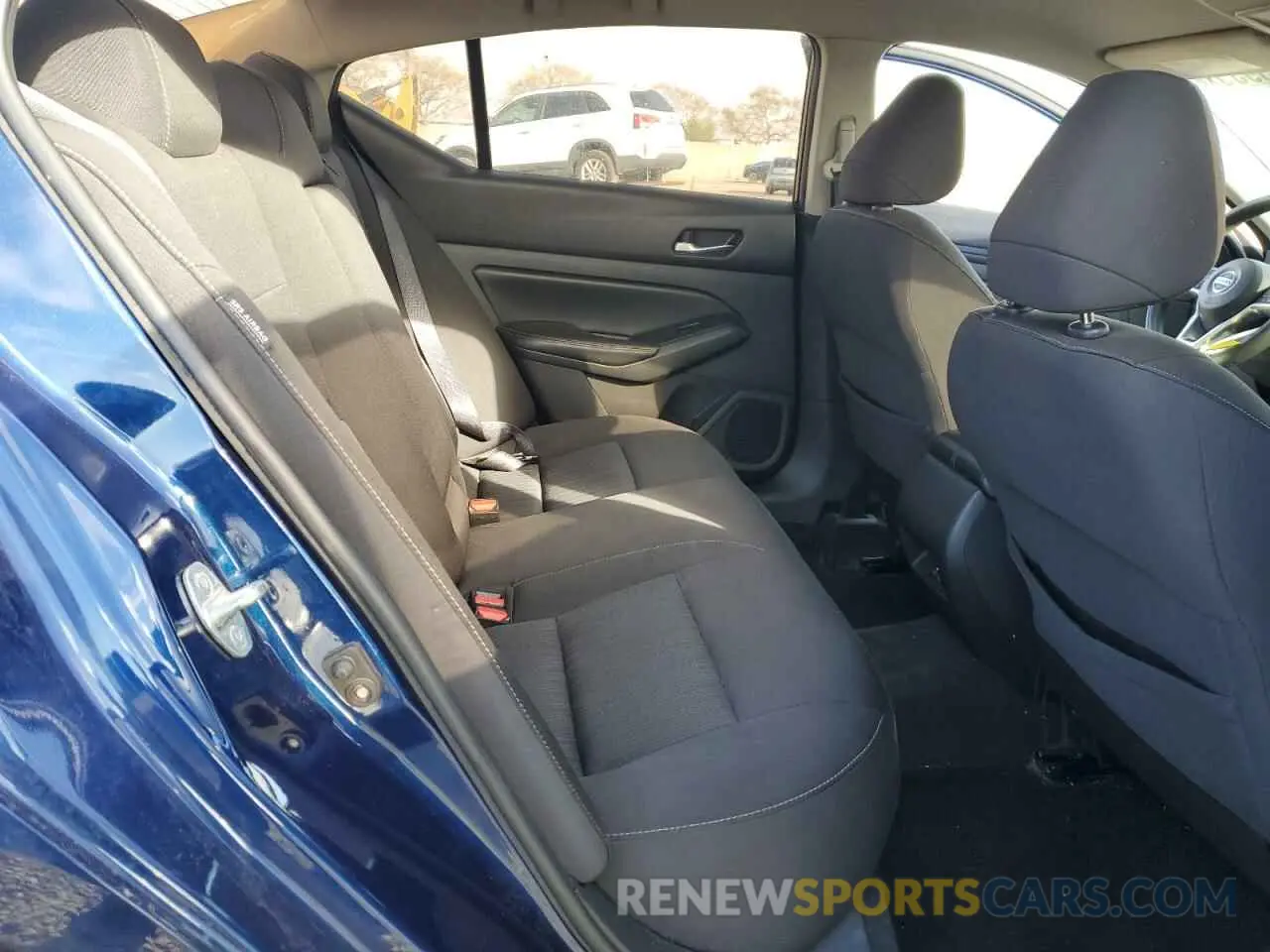 10 fotografías del automóvil dañado 1N4BL4BV8KC180108 NISSAN ALTIMA 2019