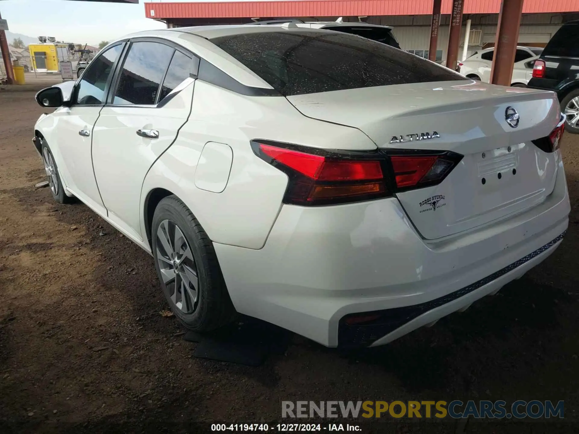 3 fotografías del automóvil dañado 1N4BL4BV8KC190265 NISSAN ALTIMA 2019