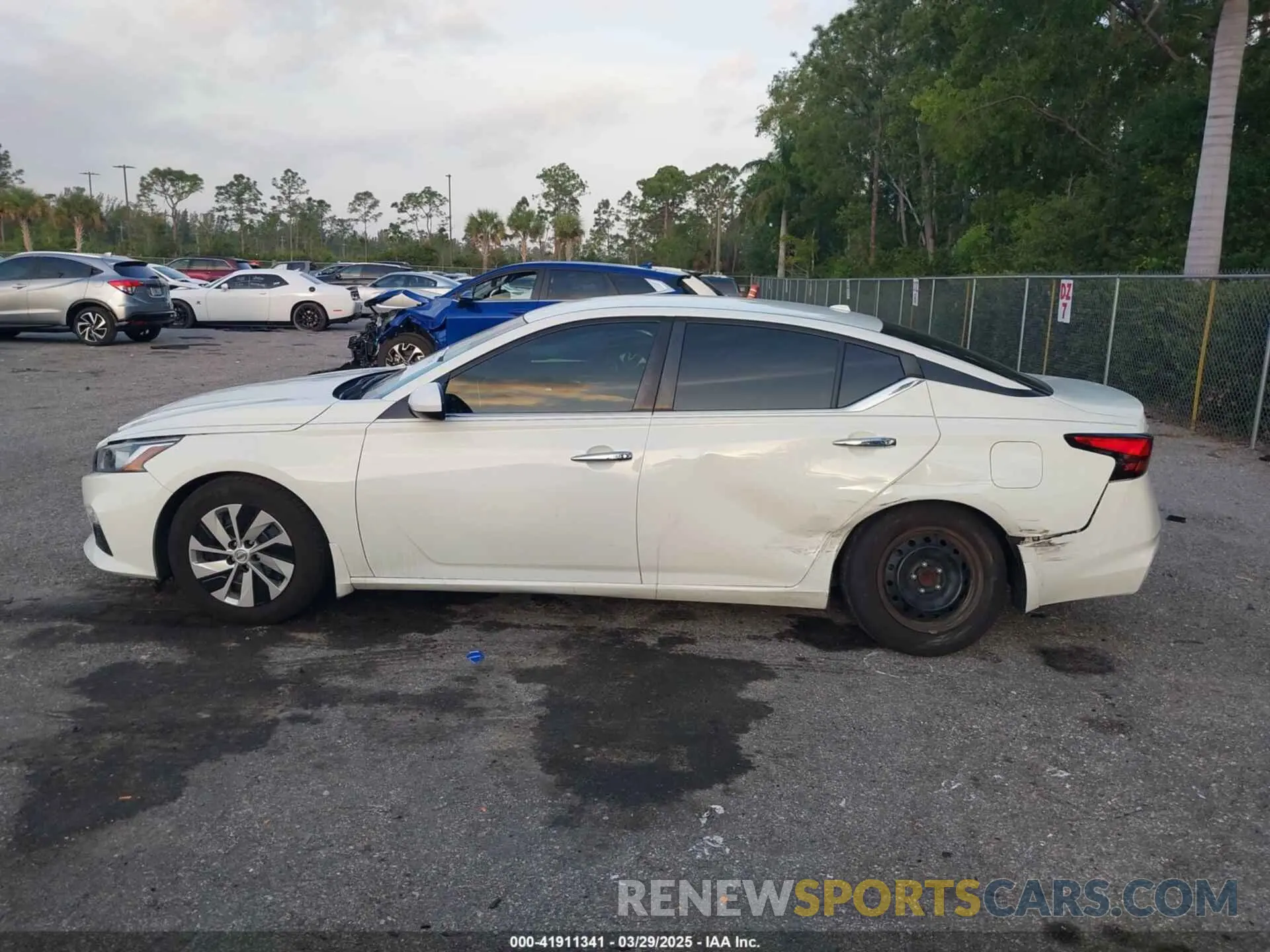 14 fotografías del automóvil dañado 1N4BL4BV8KC214645 NISSAN ALTIMA 2019