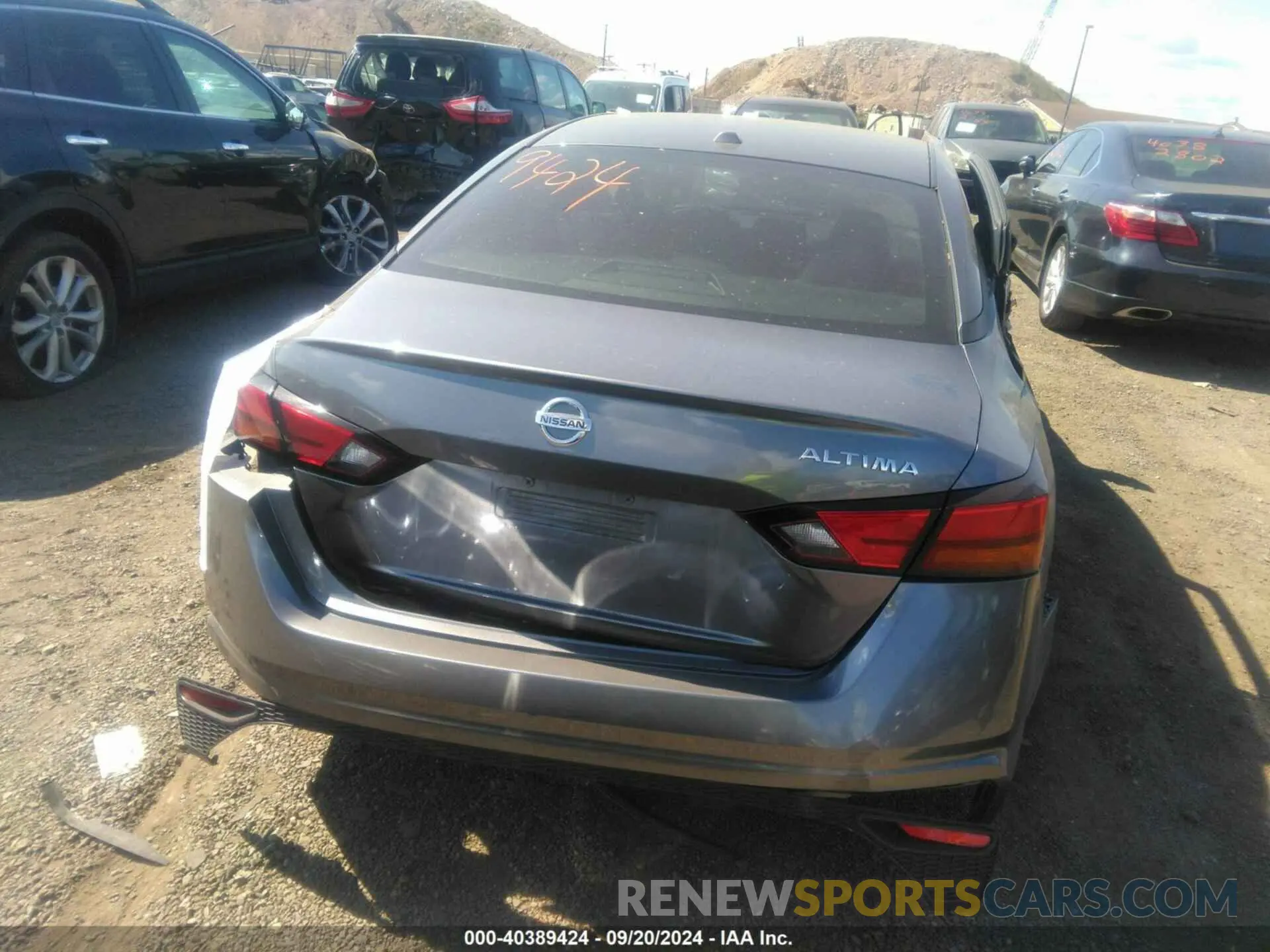 16 fotografías del automóvil dañado 1N4BL4BV8KN322462 NISSAN ALTIMA 2019