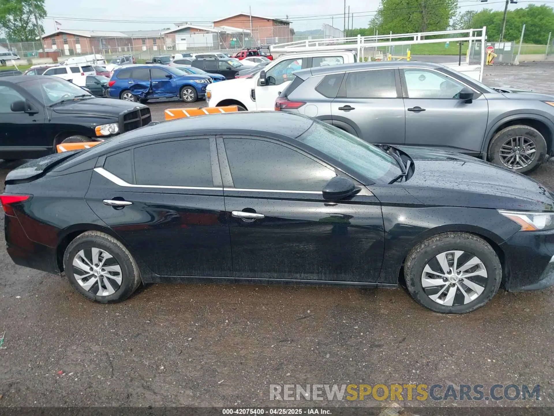13 fotografías del automóvil dañado 1N4BL4BV9KC254569 NISSAN ALTIMA 2019