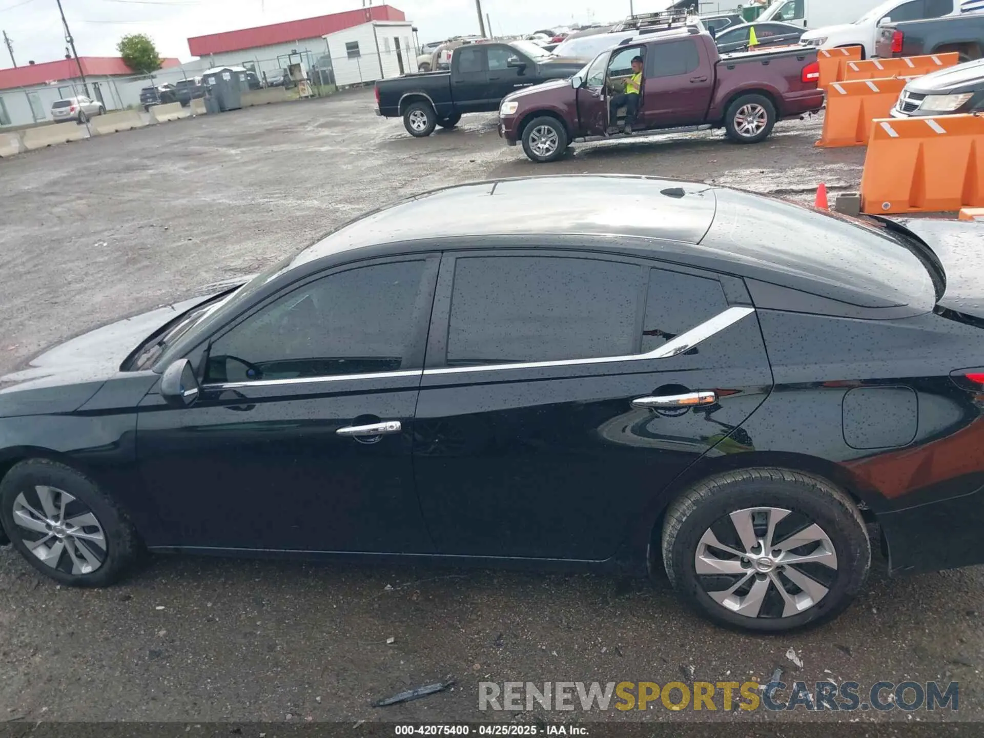 14 fotografías del automóvil dañado 1N4BL4BV9KC254569 NISSAN ALTIMA 2019