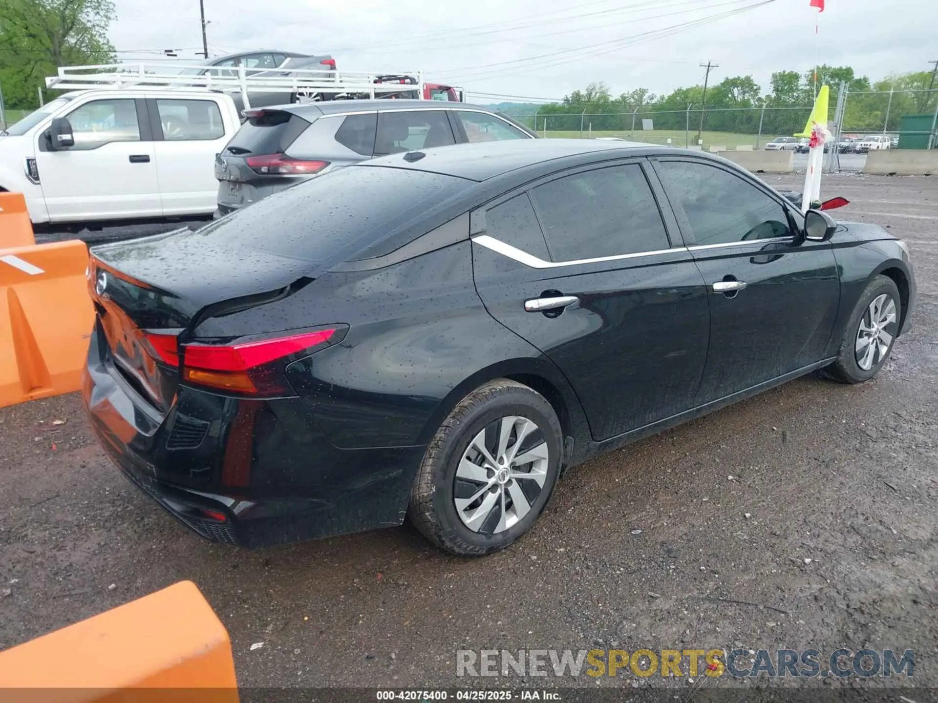 4 fotografías del automóvil dañado 1N4BL4BV9KC254569 NISSAN ALTIMA 2019